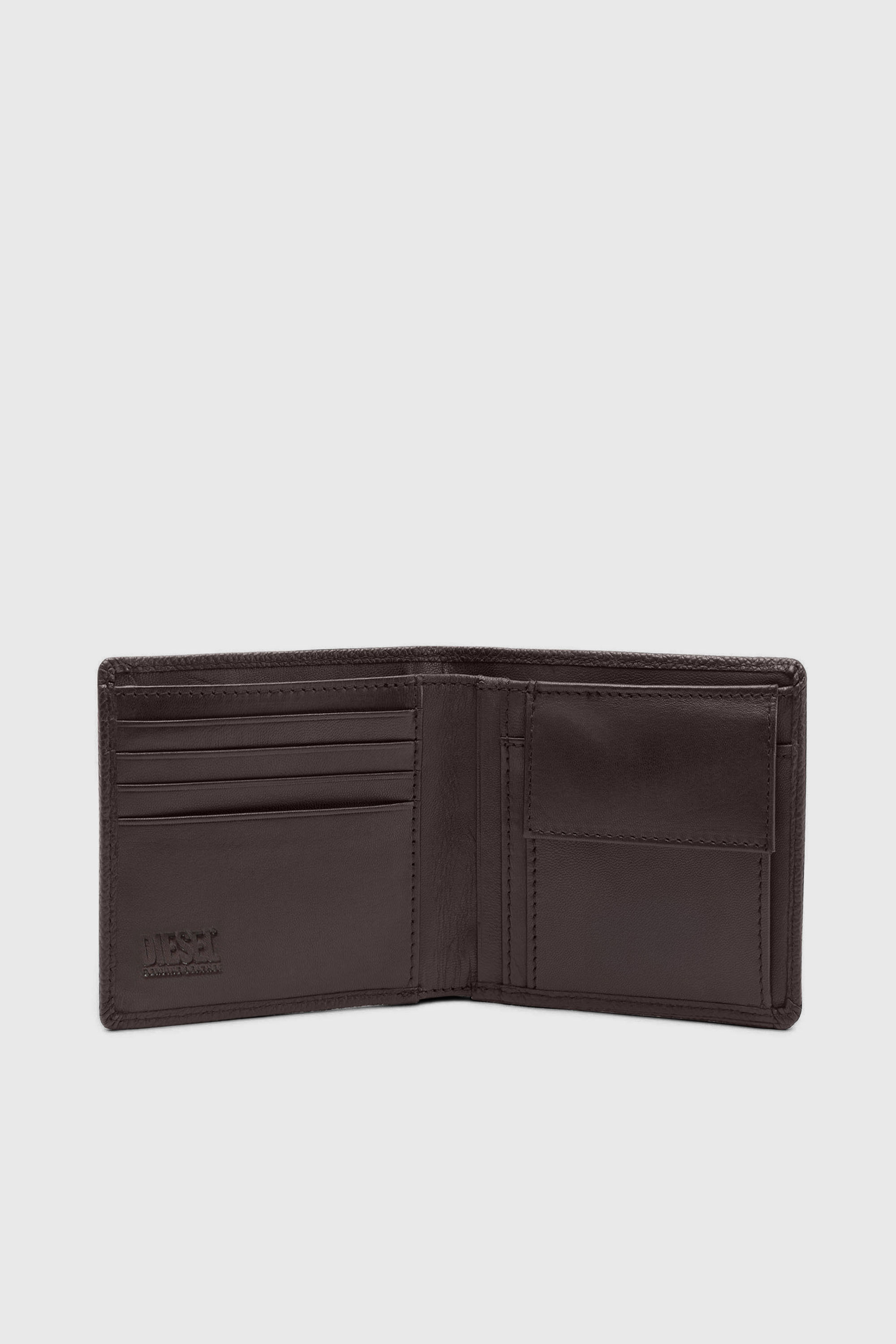Diesel - BI FOLD COIN S, Portefeuille &agrave; deux volets en cuir grain&eacute; Homme in Marron - 3