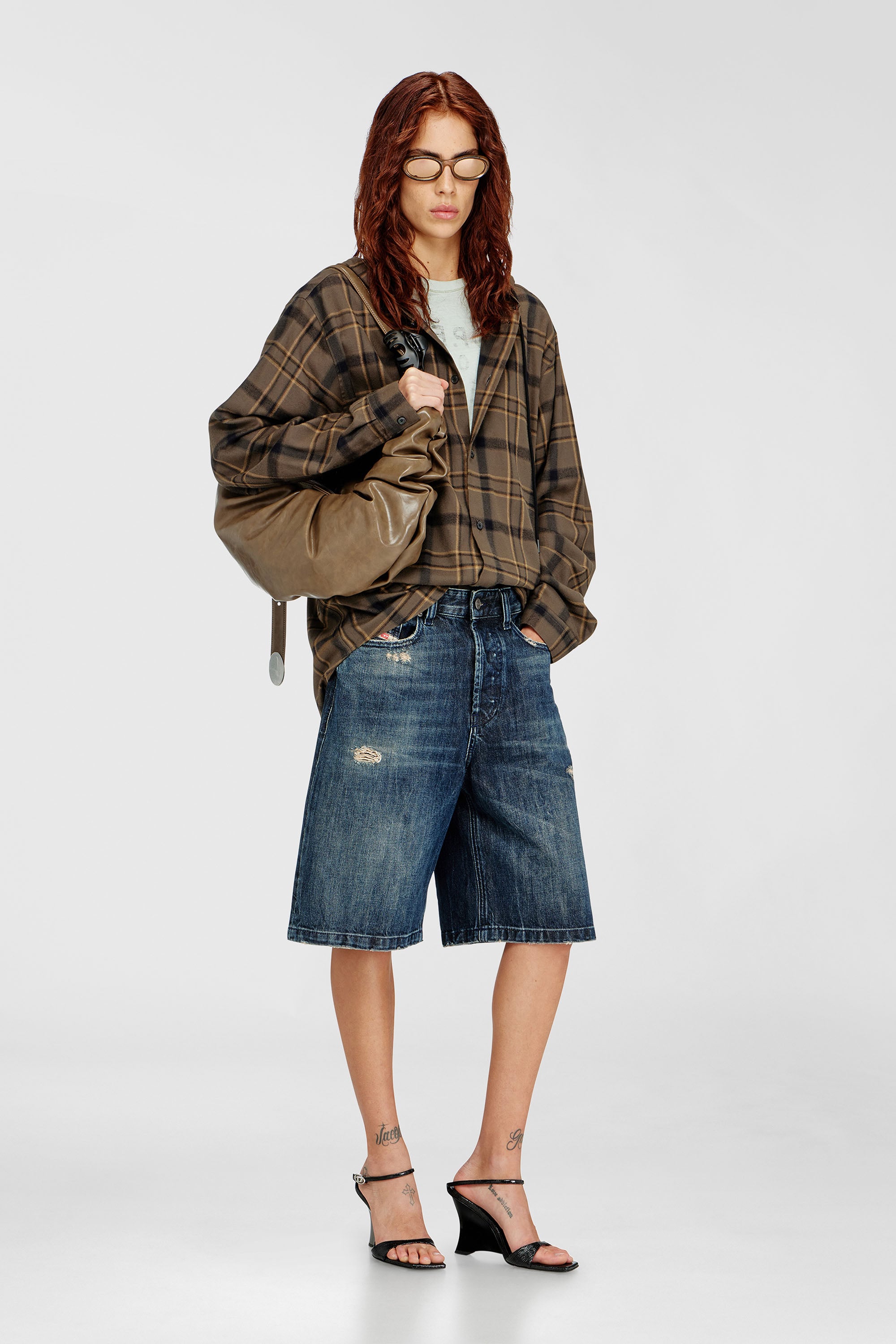 Diesel - GRAB-D HOBO L, Grab-D-Grand sac hobo froiss&eacute; Femme in Beige - 2