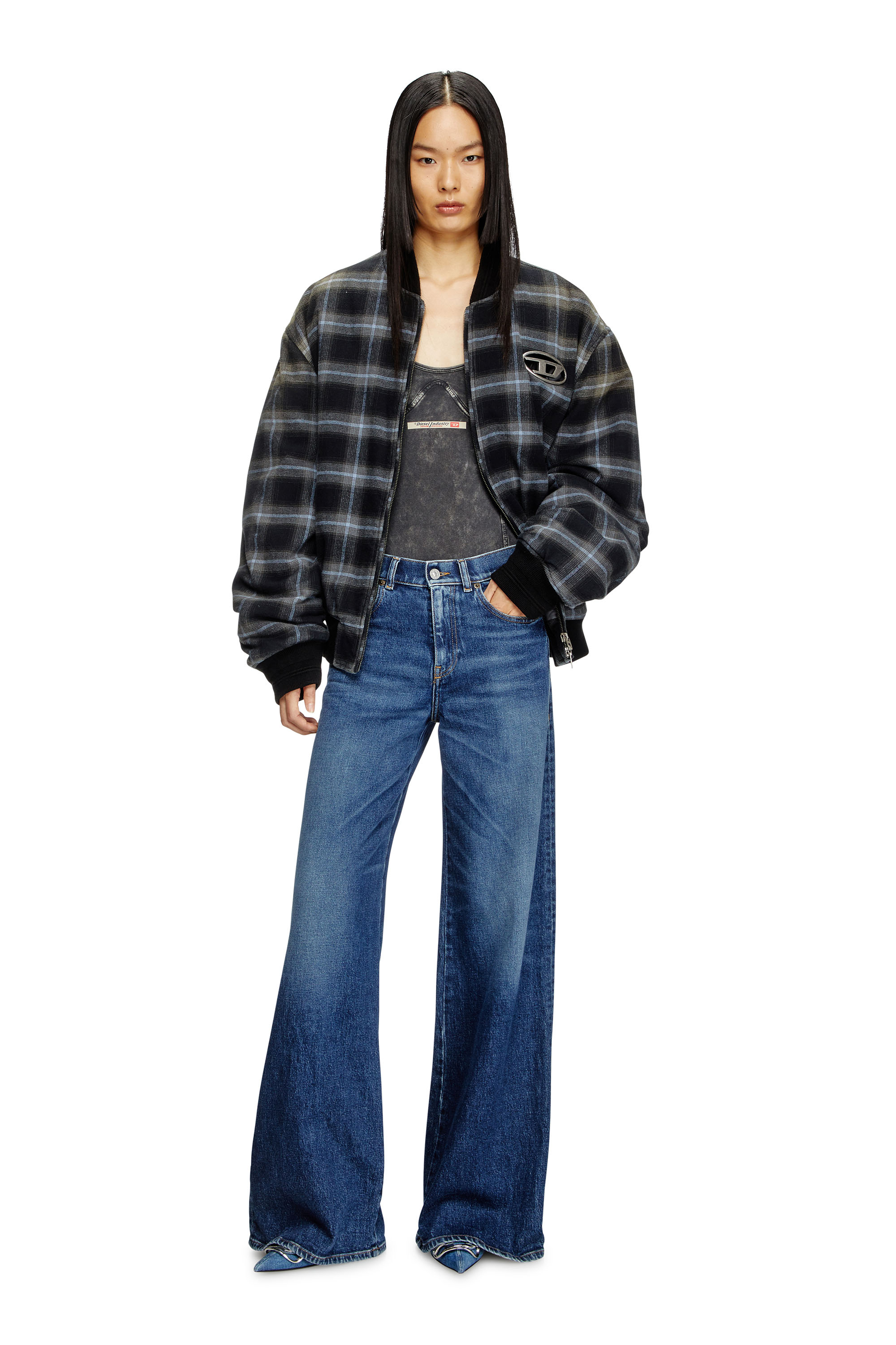 Diesel - Flare Jeans 1978 D-Akemi 09L21 Femme, Bleu moyen - Image 1