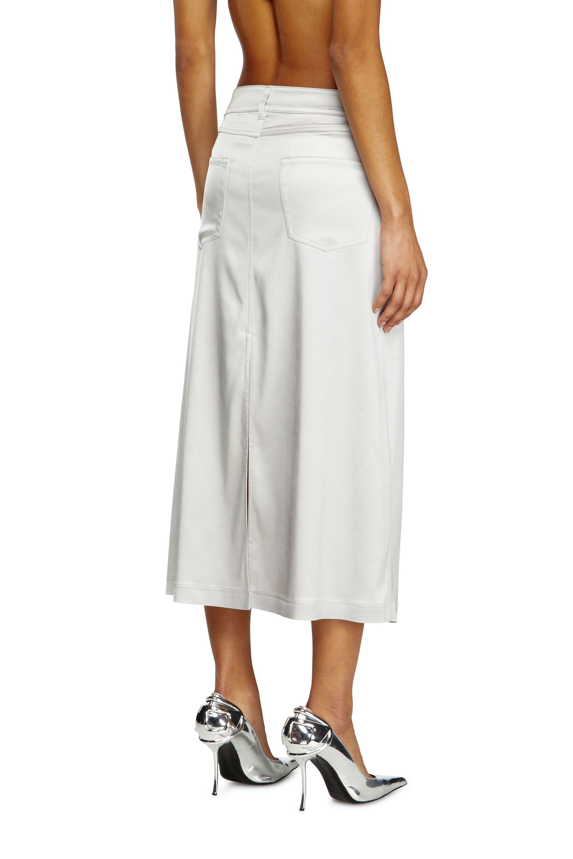 Diesel - O-EBBEY, Robe midi en satin stretch Femme in Blanc - 4