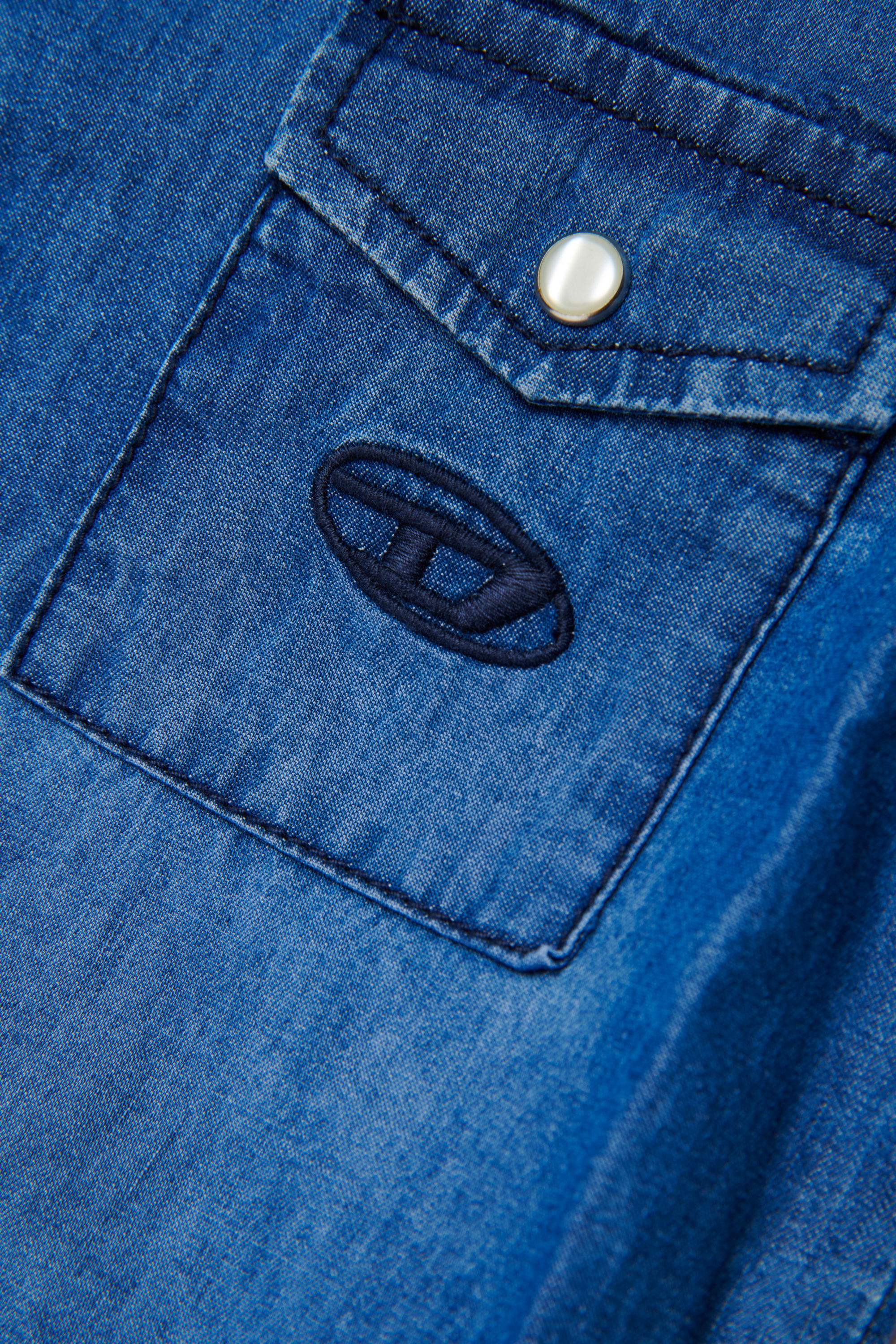 Diesel - CIRIB, Herren Bowlinghemd aus gewaschenem Denim in Mittelblau - 4