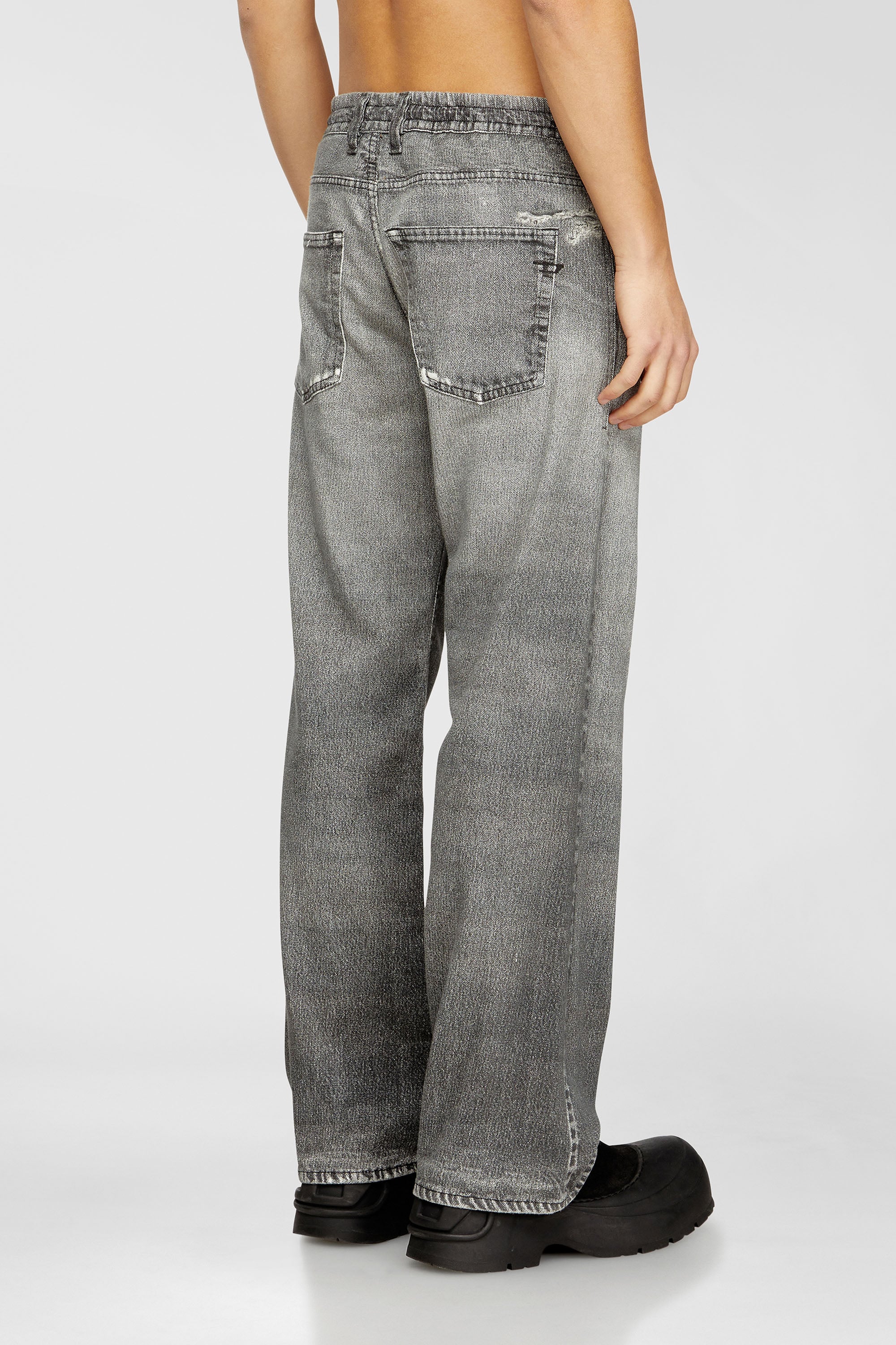 Diesel - Relaxed 2080 D-Reel Joggjeans&reg; 068US Uomo, Grigio - Image 3