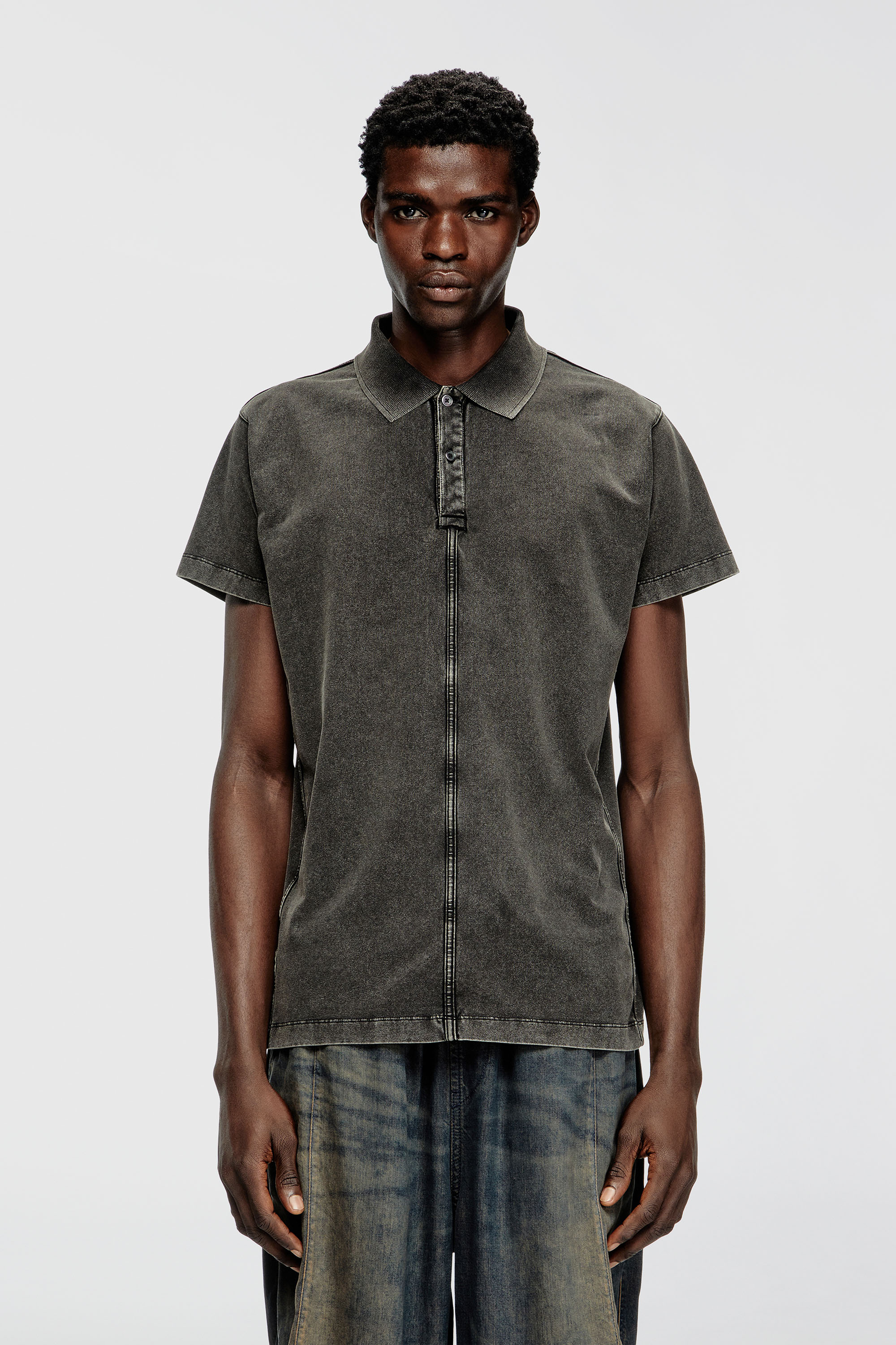 Diesel - T-NOMELY, Polo in jersey effetto denim Uomo in Nero - 3