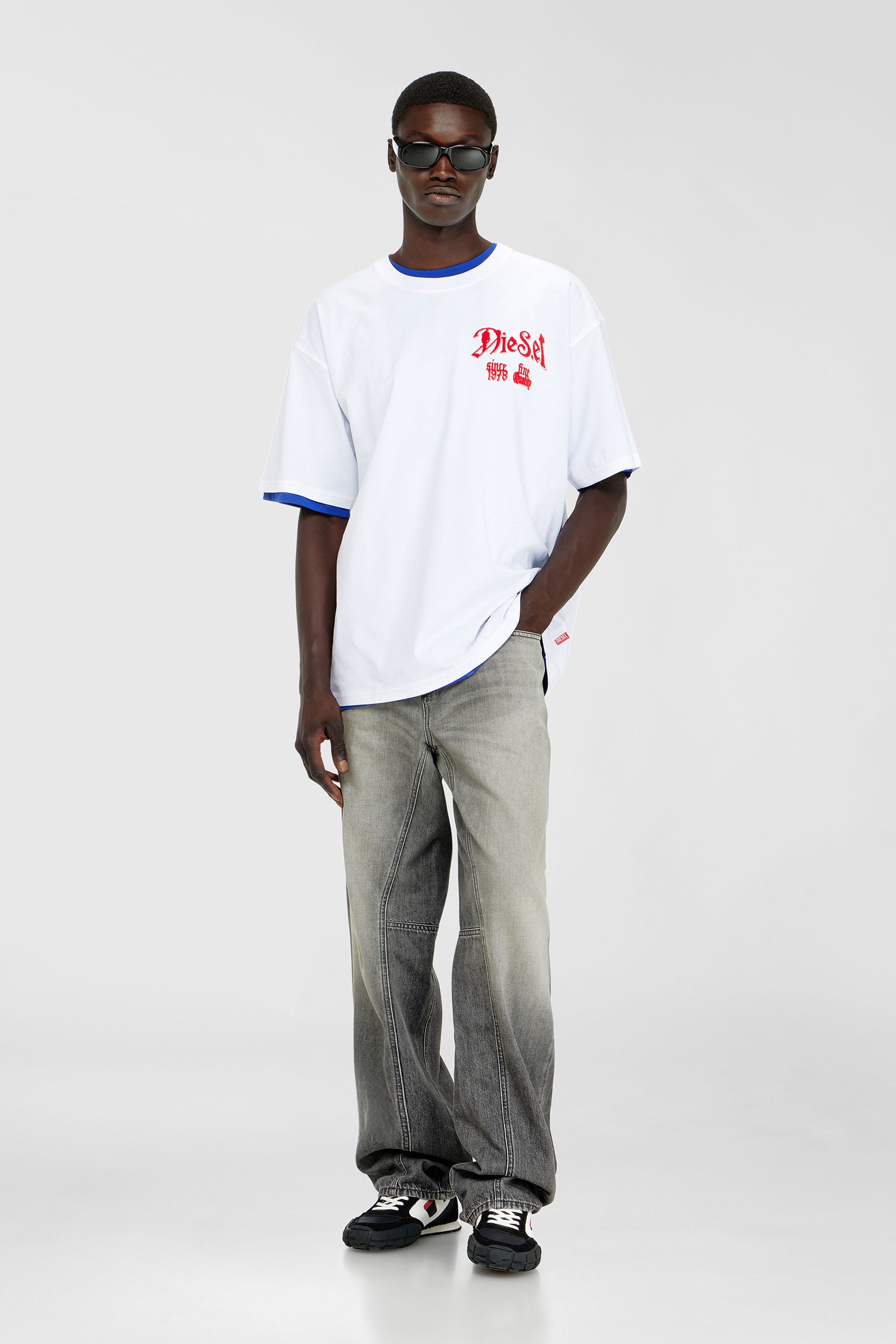 Diesel - T-BOXT-AA2, T-shirt in cotone con grafica in flock Uomo in Bianco - 2