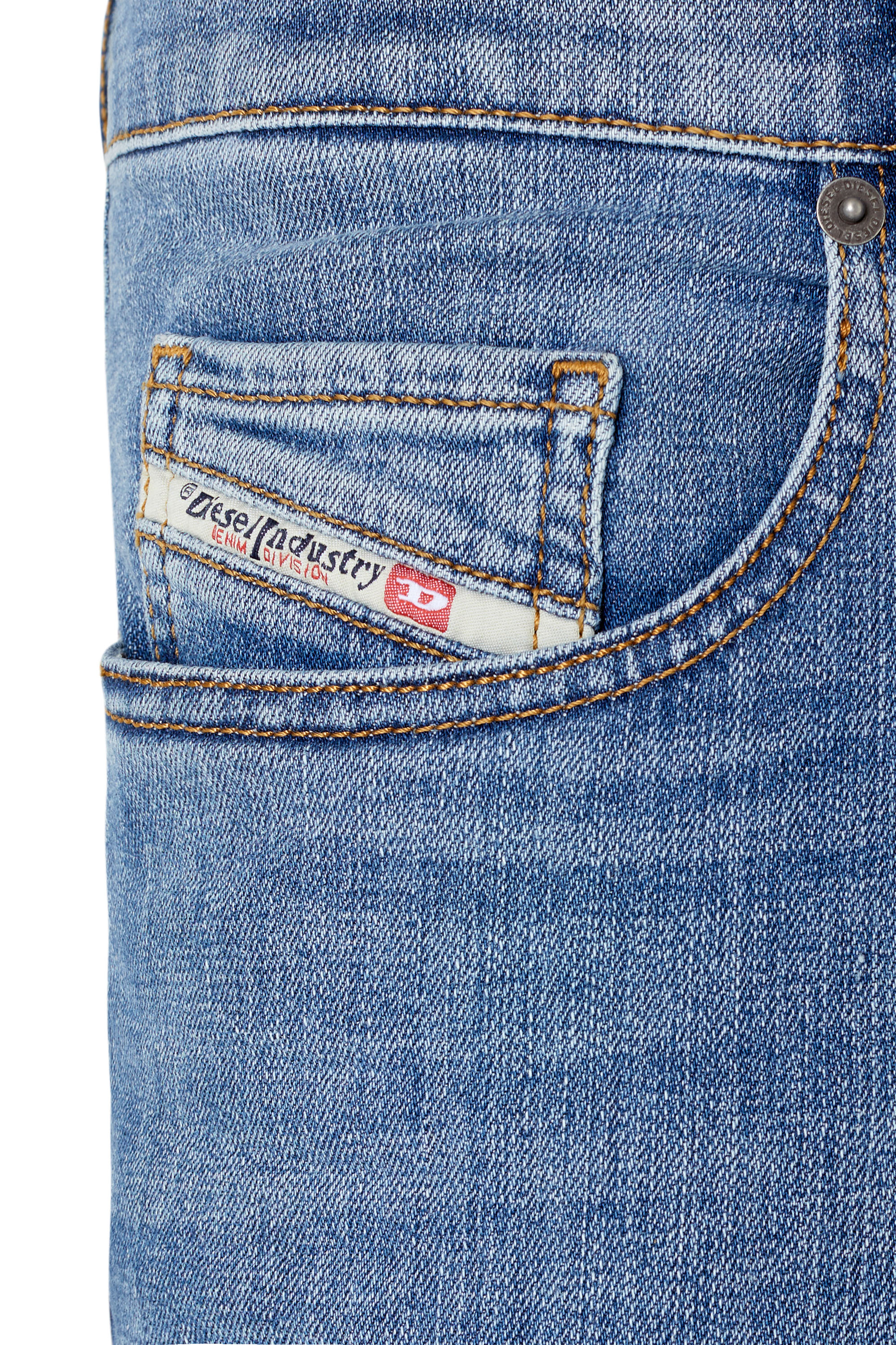Diesel - 2021 D-Vocs 09D47 Bootcut Jeans, Medium blue - Image 3
