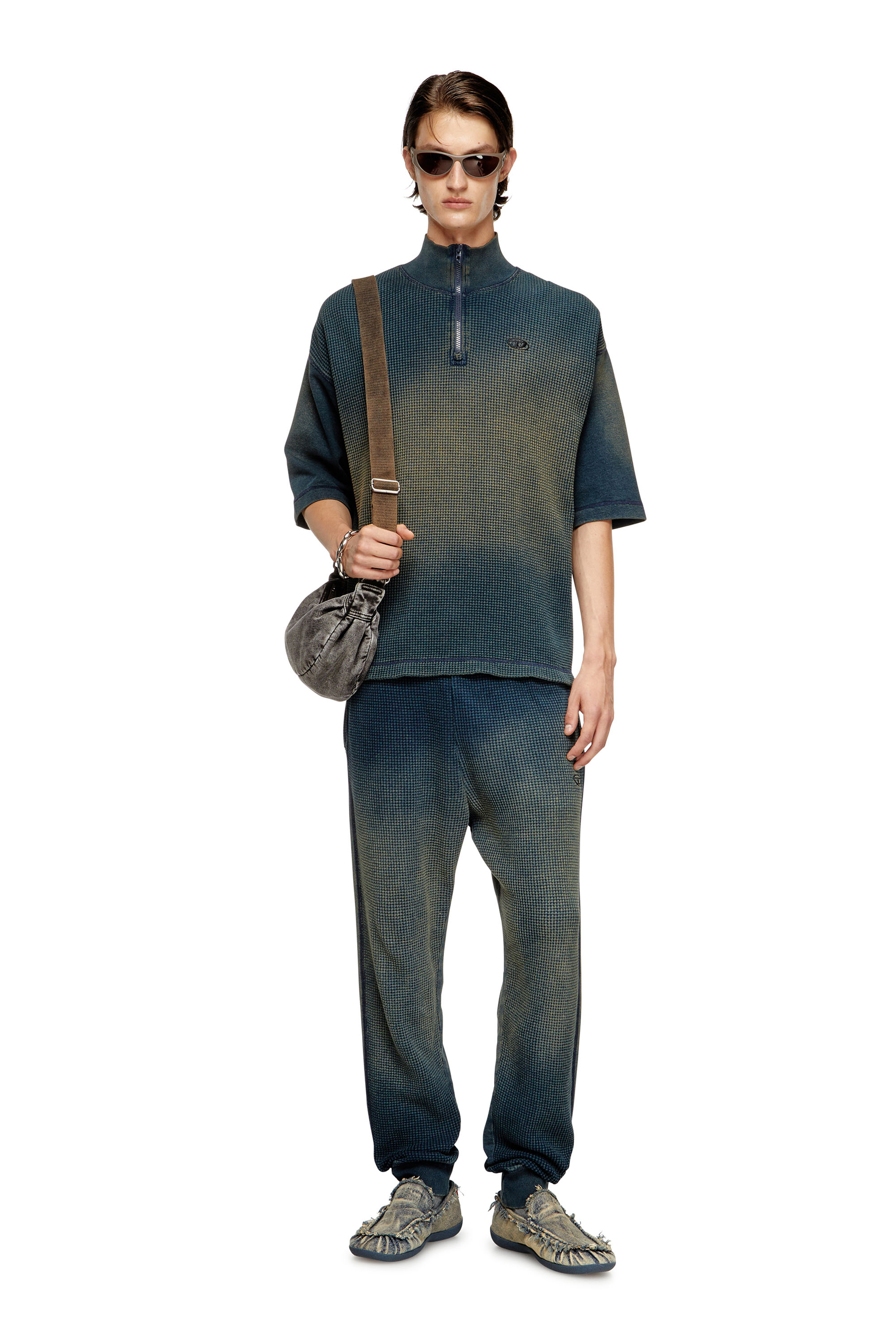 Diesel - P-WAFY, Pantalon de survêtement gaufré Homme in Bleu - 2