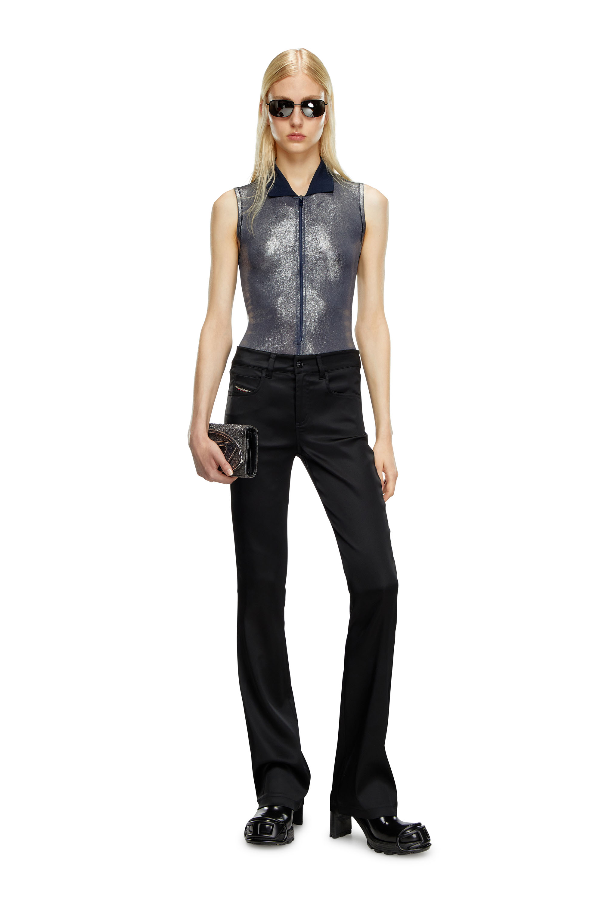 Diesel - P-EBBEY, Pantaloni 5 tasche in raso stretch Donna in Nero - 1