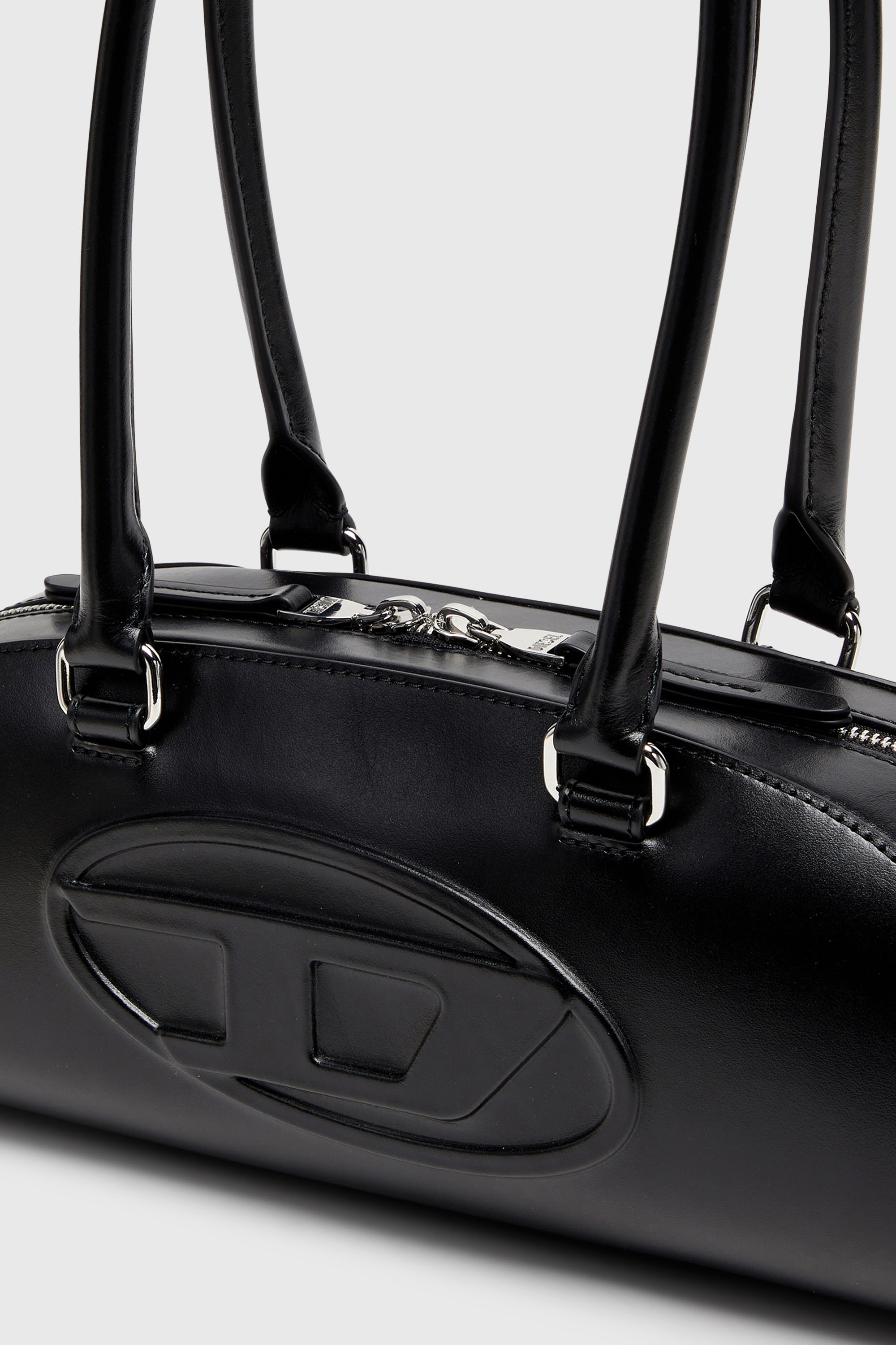Diesel - 1DR DOME SHOULDER EW, 1DR Dome - Sac bowling allong&eacute; en cuir Femme in Noir - 5