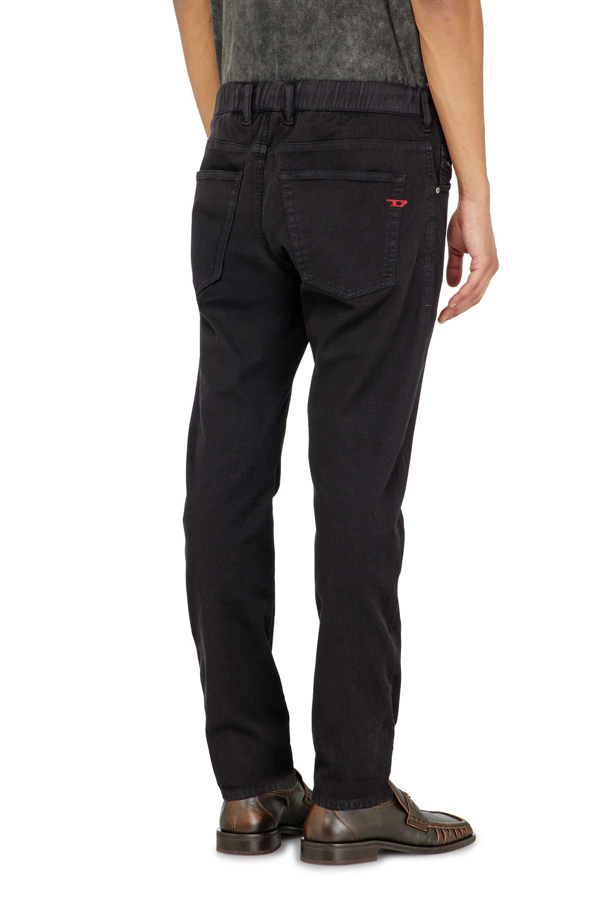 Diesel - Regular 2032 D-Krooley-BW Joggjeans&reg; 068NH Uomo, Nero/Grigio scuro - Image 4
