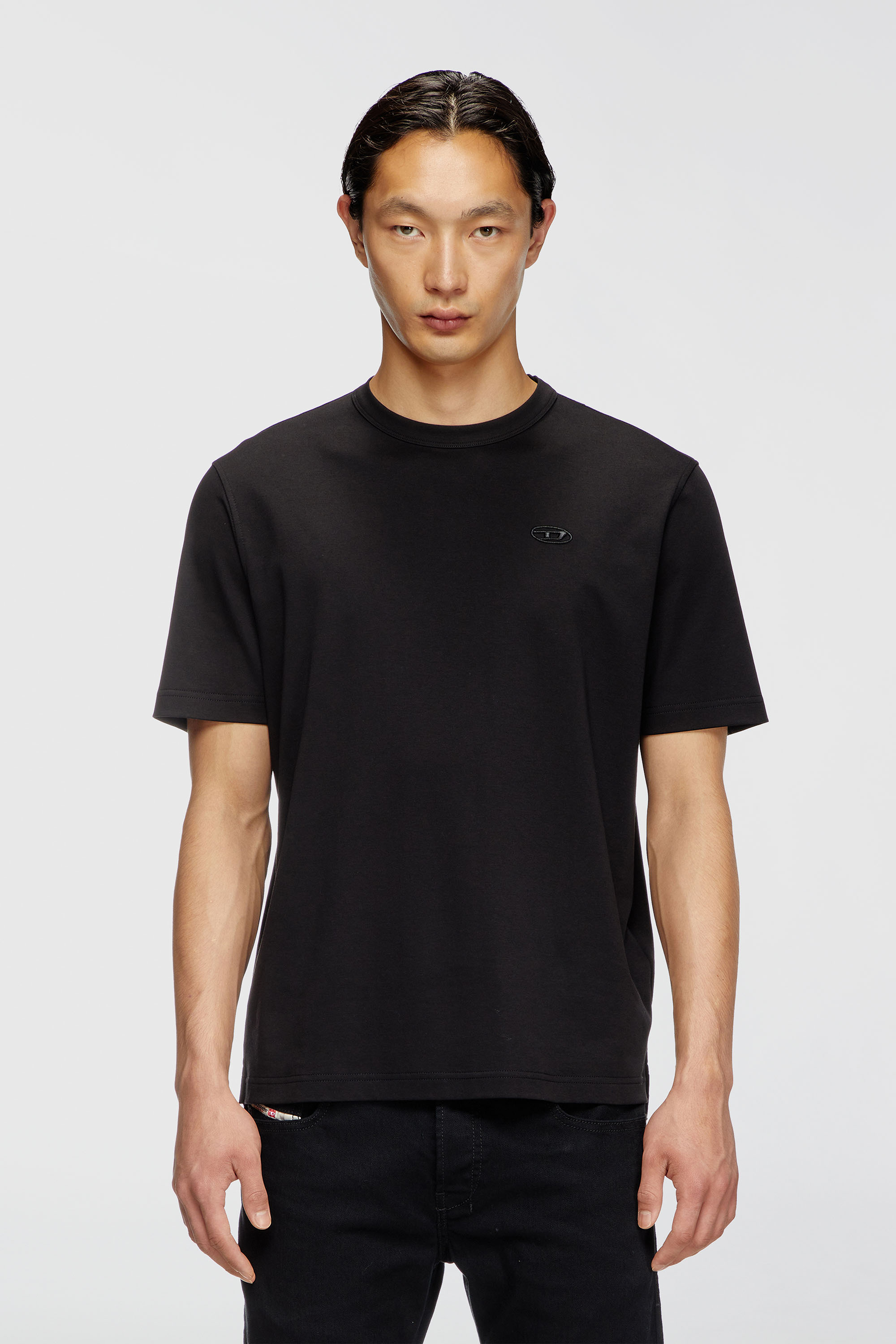Diesel - T-ADJUST-SLITS-R17, Herren T-Shirt mit farblich abgestimmter Logo-Stickerei in Schwarz - 1