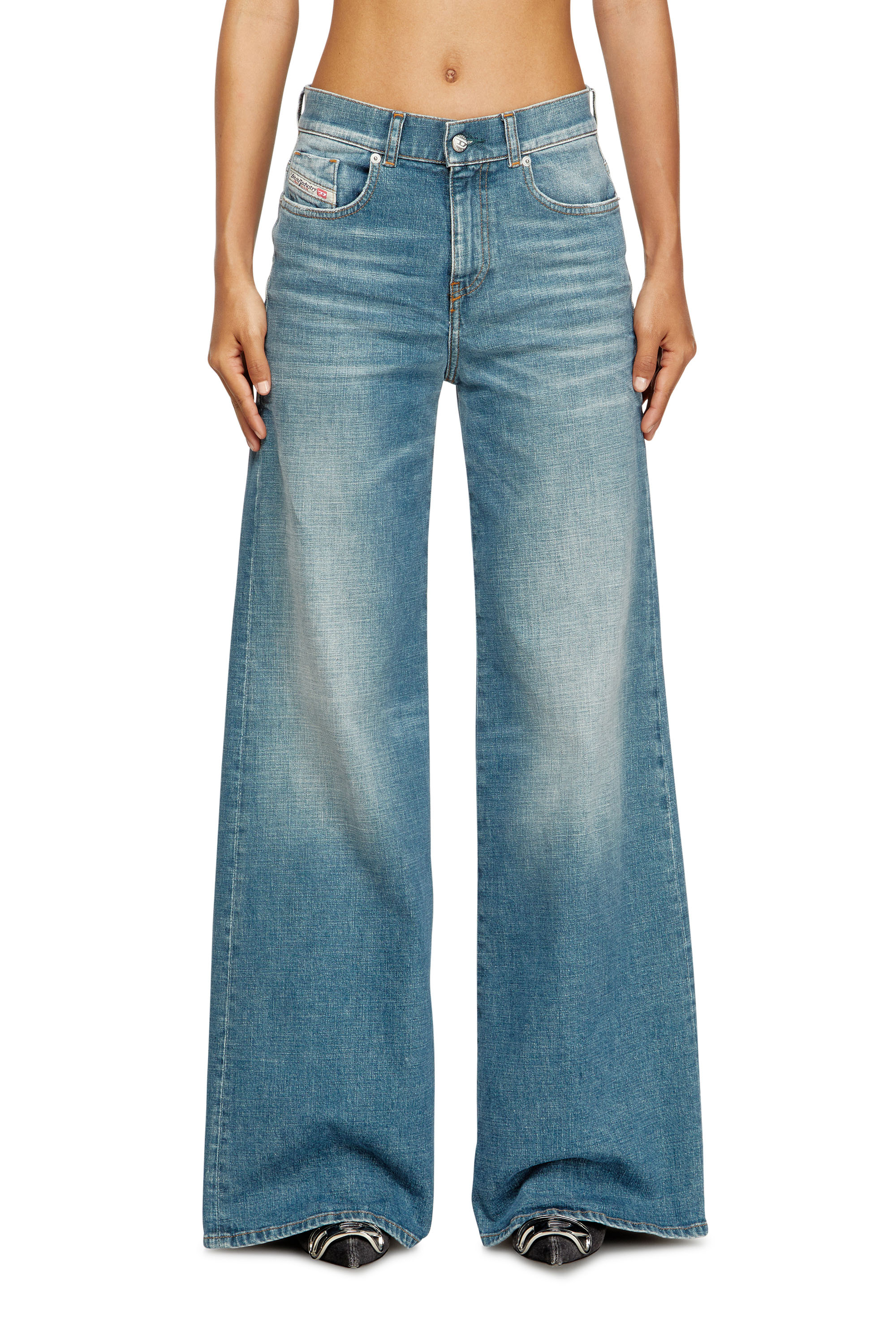 Diesel - Flare Jeans 1978 D-Akemi 09M58 Femme, Bleu moyen - Image 1