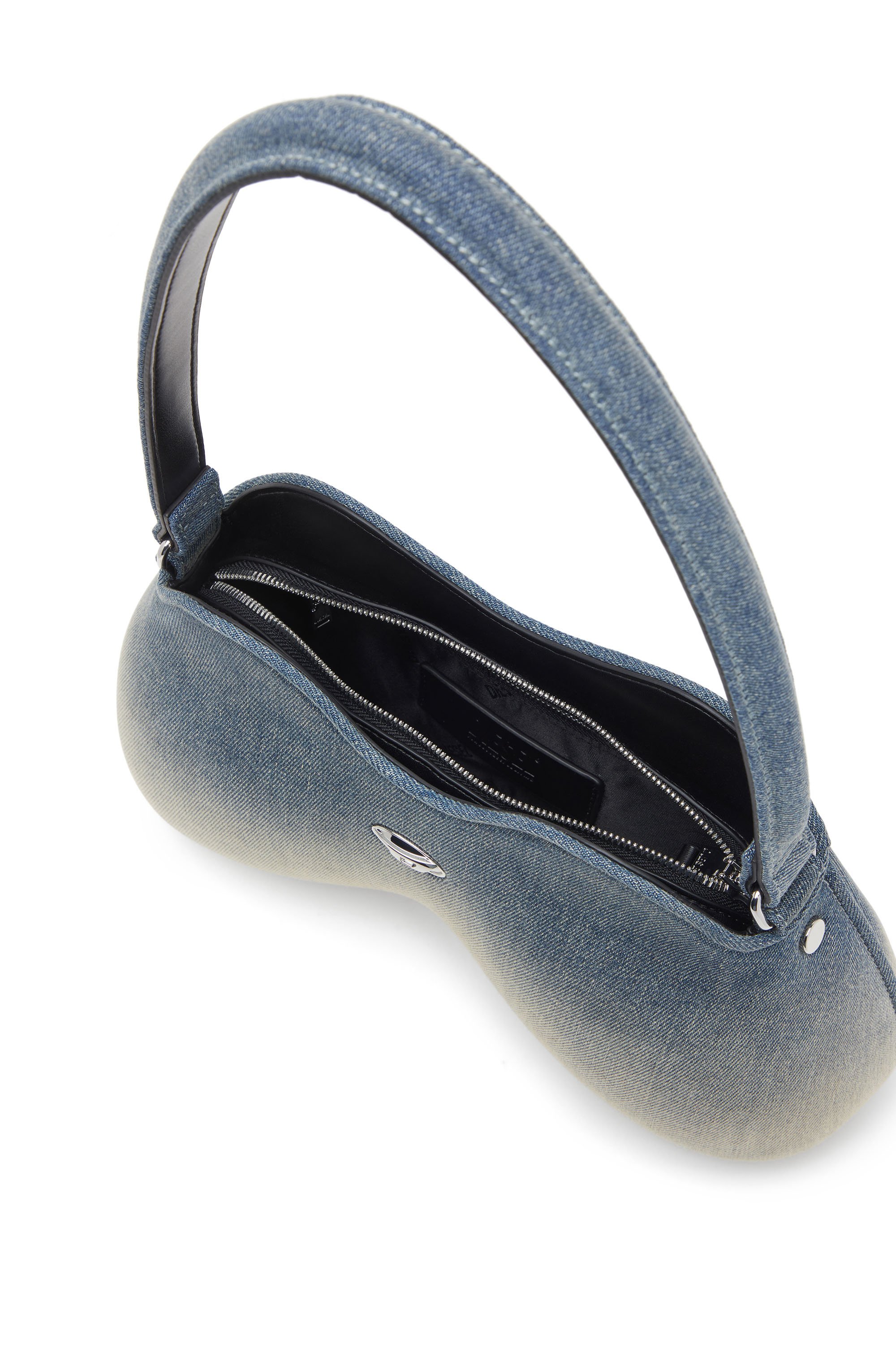 Diesel - DOUBLE-D SHOULDER, Double-D-Sac épaule en denim solarisé Femme in Bleu - 4