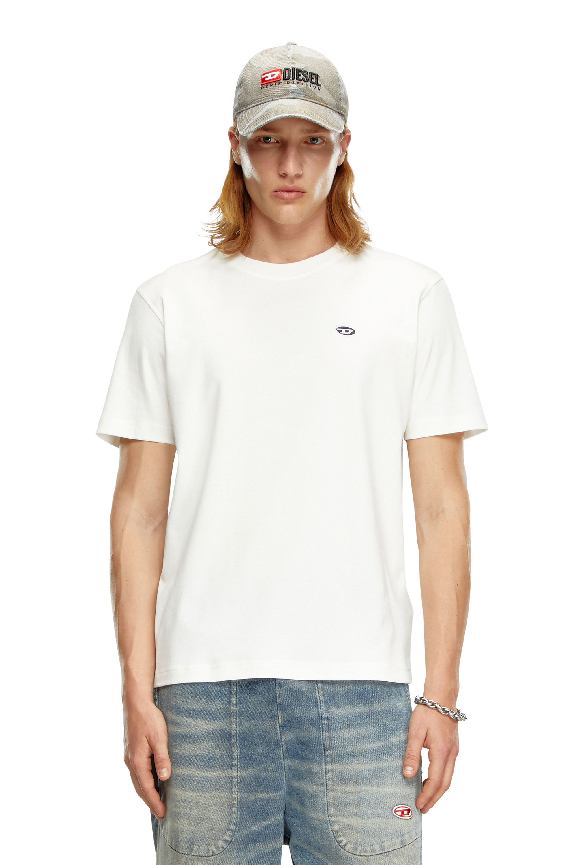 Diesel - T-ADJUST-DOVAL-PJ, Uomo T-shirt con patch Oval D in Bianco - Image 1