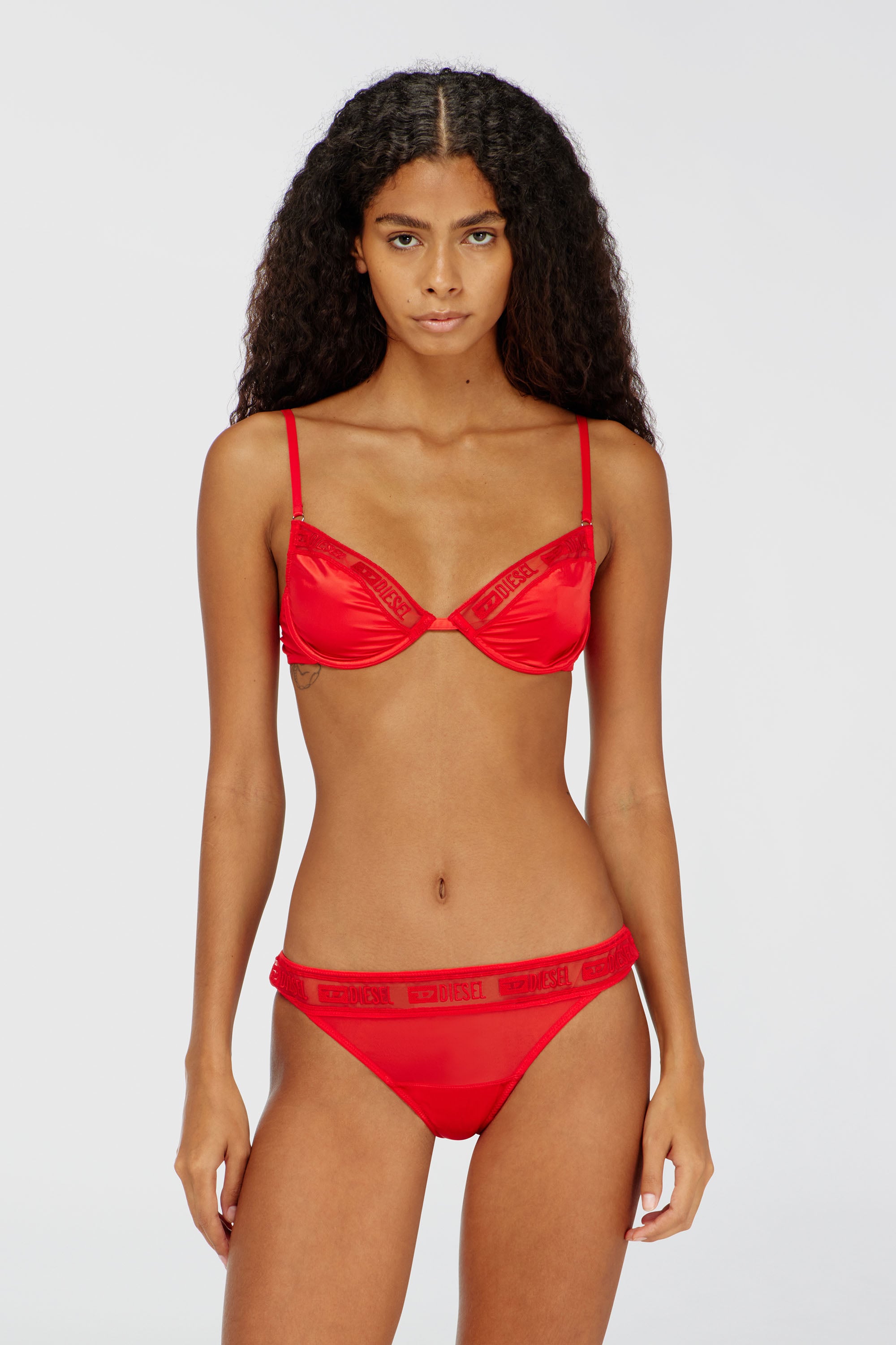 Diesel - NINA-GFT, Soutien-gorge en satin stretch avec empi&egrave;cement en mesh &agrave; logo Femme in Rouge - 1