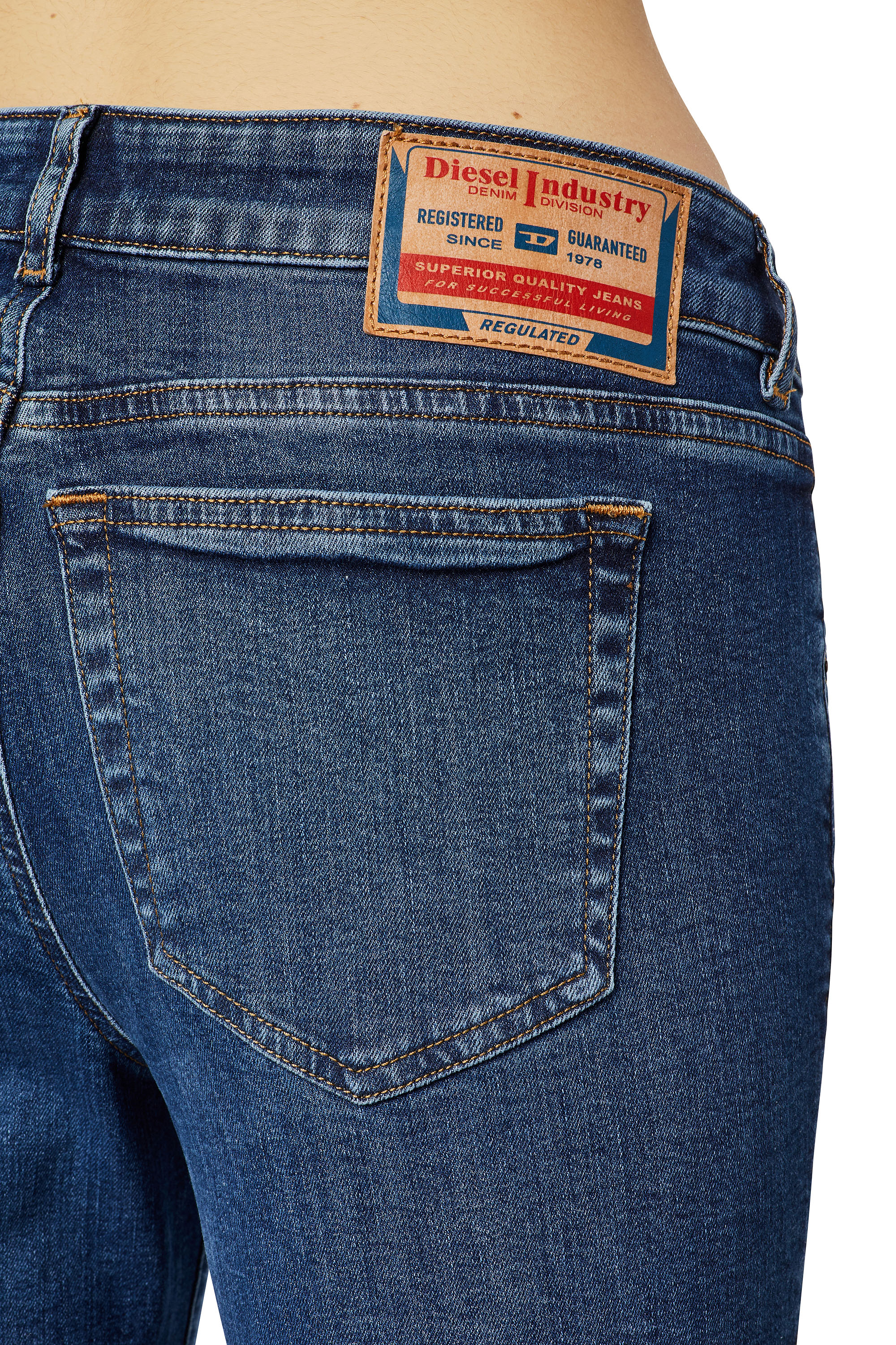 Diesel - 1969 D-EBBEY 0EIAF Bootcut and Flare Jeans, Mittelblau - Image 4