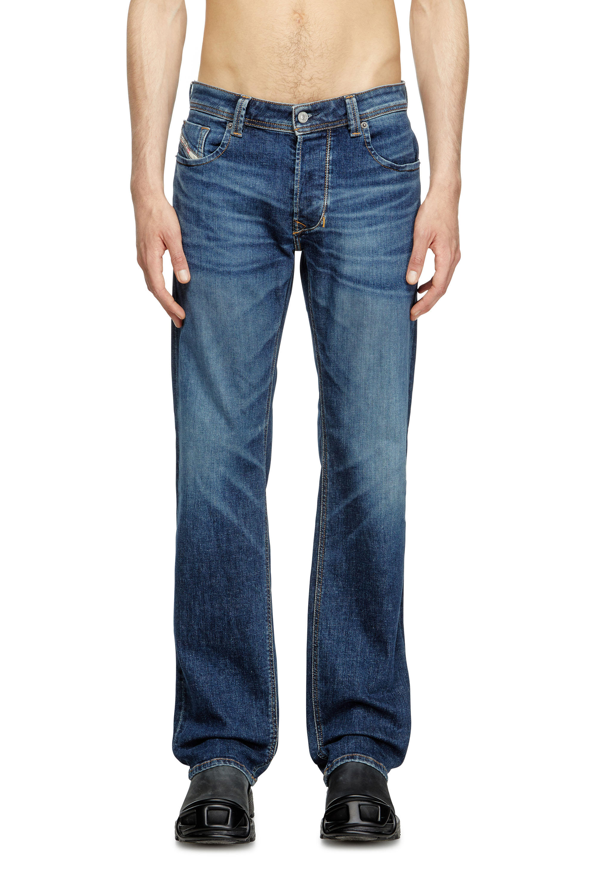 Diesel - Regular Jeans 1985 Larkee 09J47 Uomo, Blu Scuro - Image 3