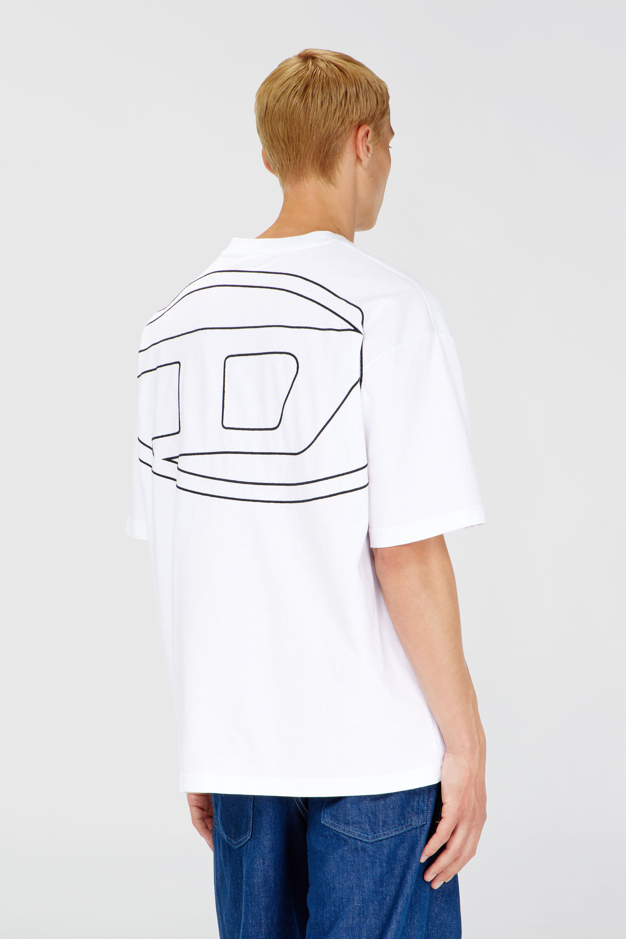 Diesel - T-BOGGY-MEGOVAL-D, T-shirt con maxi-ricamo oval D Uomo in Bianco - 4