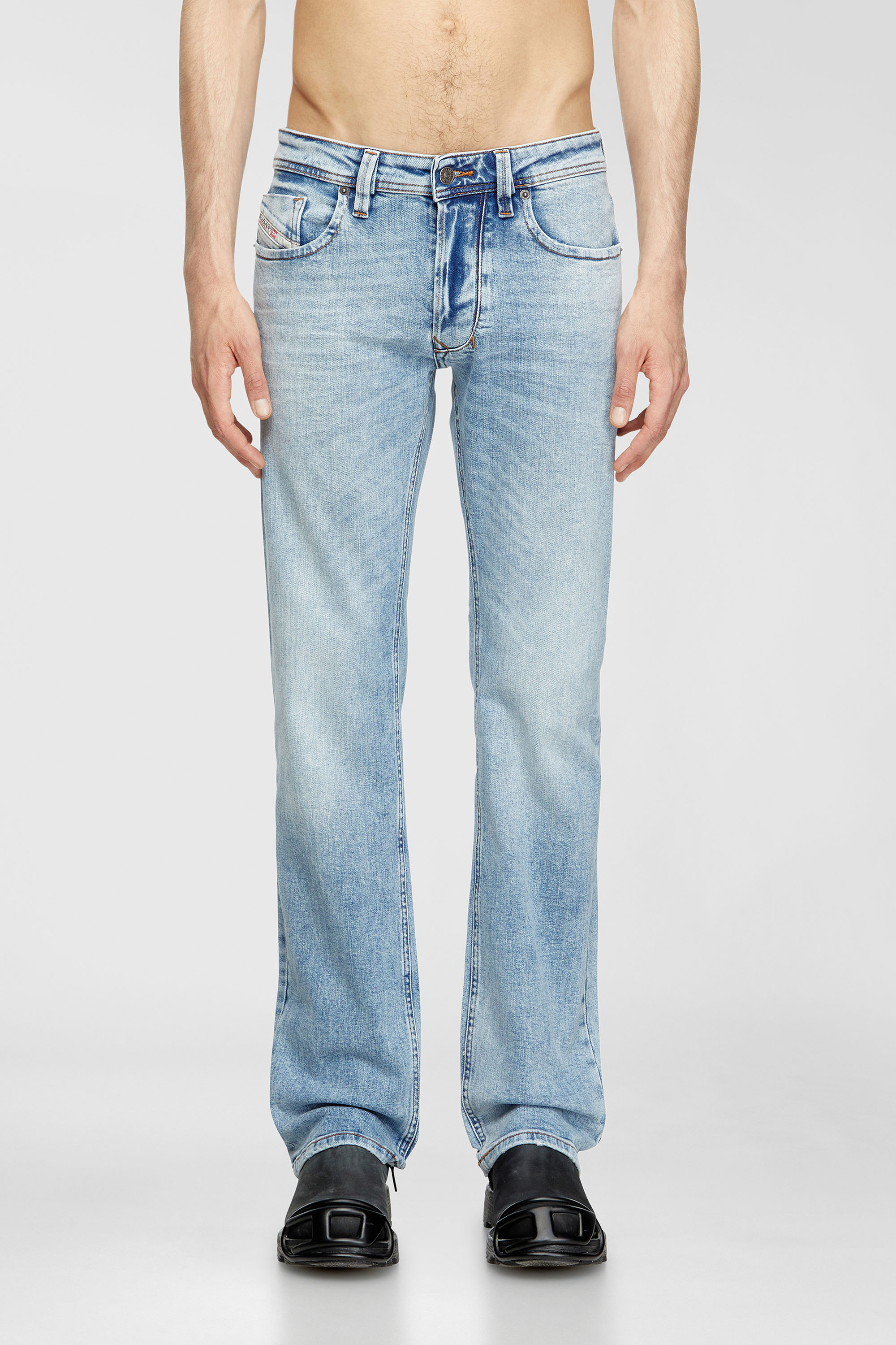 Diesel - Regular Jeans 1985 Larkee 0DBDV Homme, Bleu Clair - Image 2