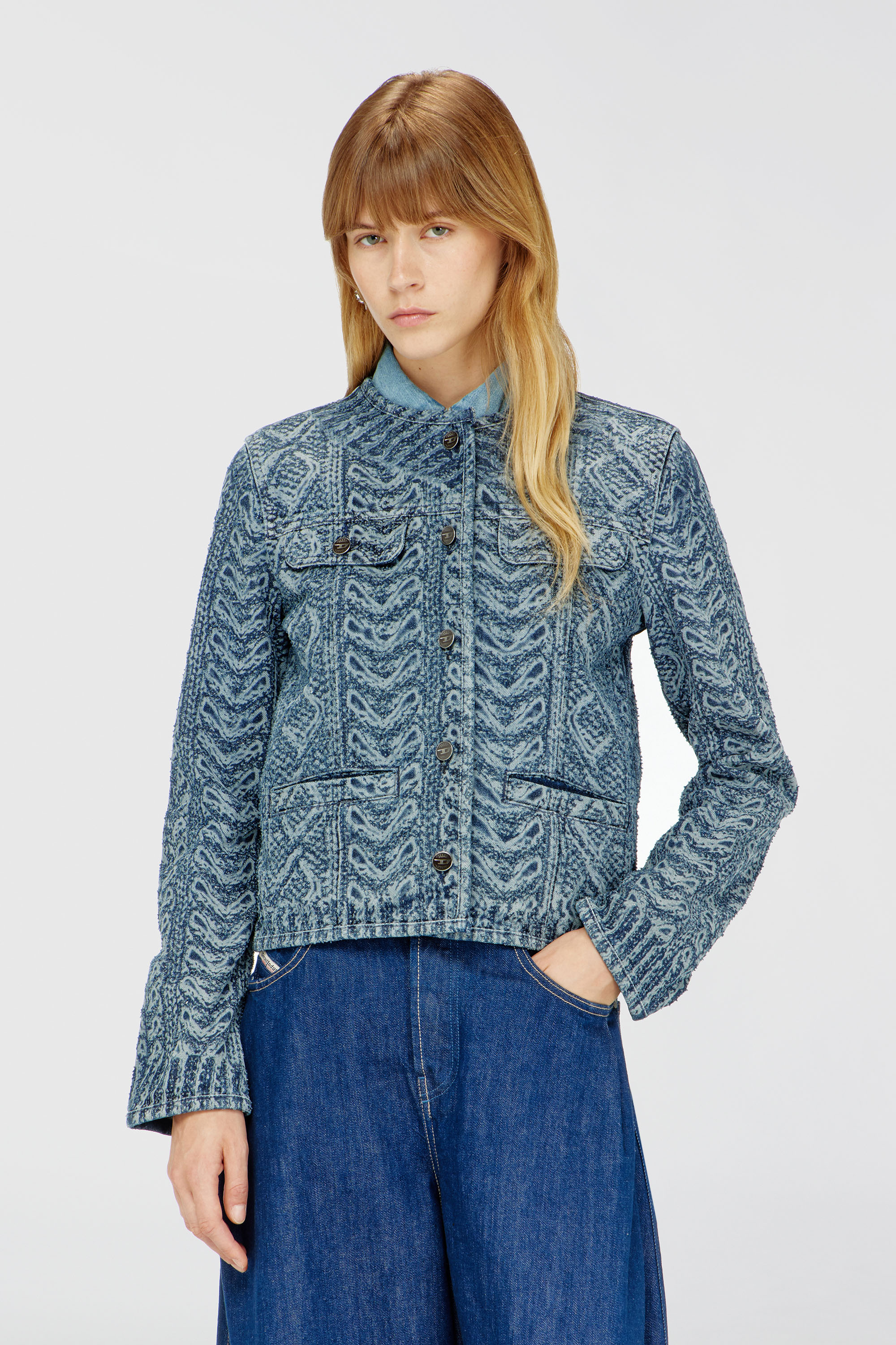 Diesel - DE-GRAFY-S2, Veste sans col en denim effet maille torsad&eacute;e Femme in Bleu - 1
