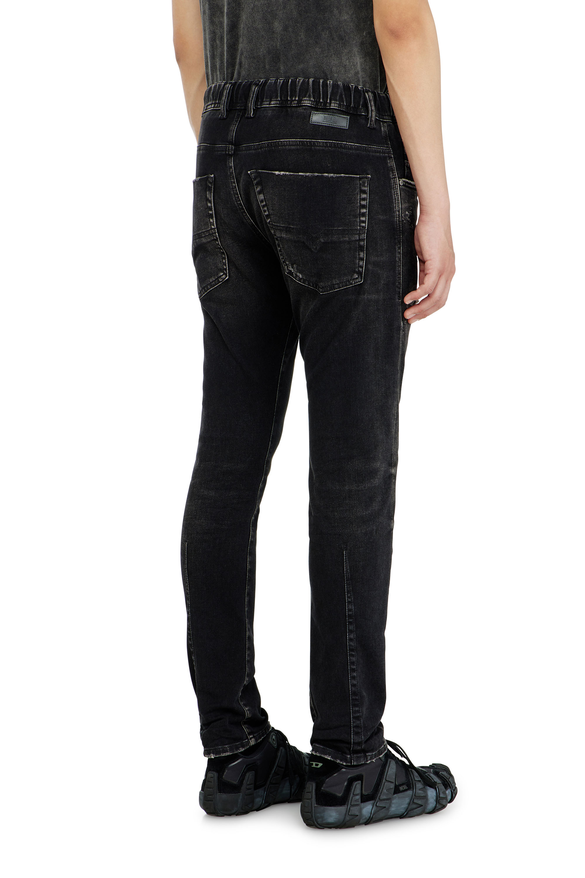 Diesel - Regular 2030 D-Krooley Joggjeans&reg; 09Q22 Homme, Noir/Gris fonc&eacute; - Image 4