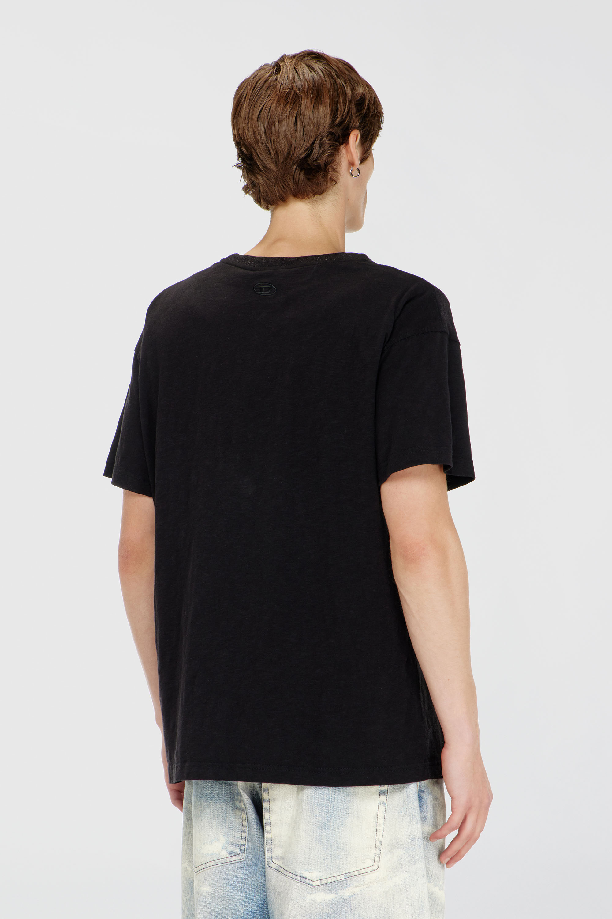 Diesel - T-NORM-AA2, T-shirt in cotone girocollo con stampa foil Uomo in Nero - 4