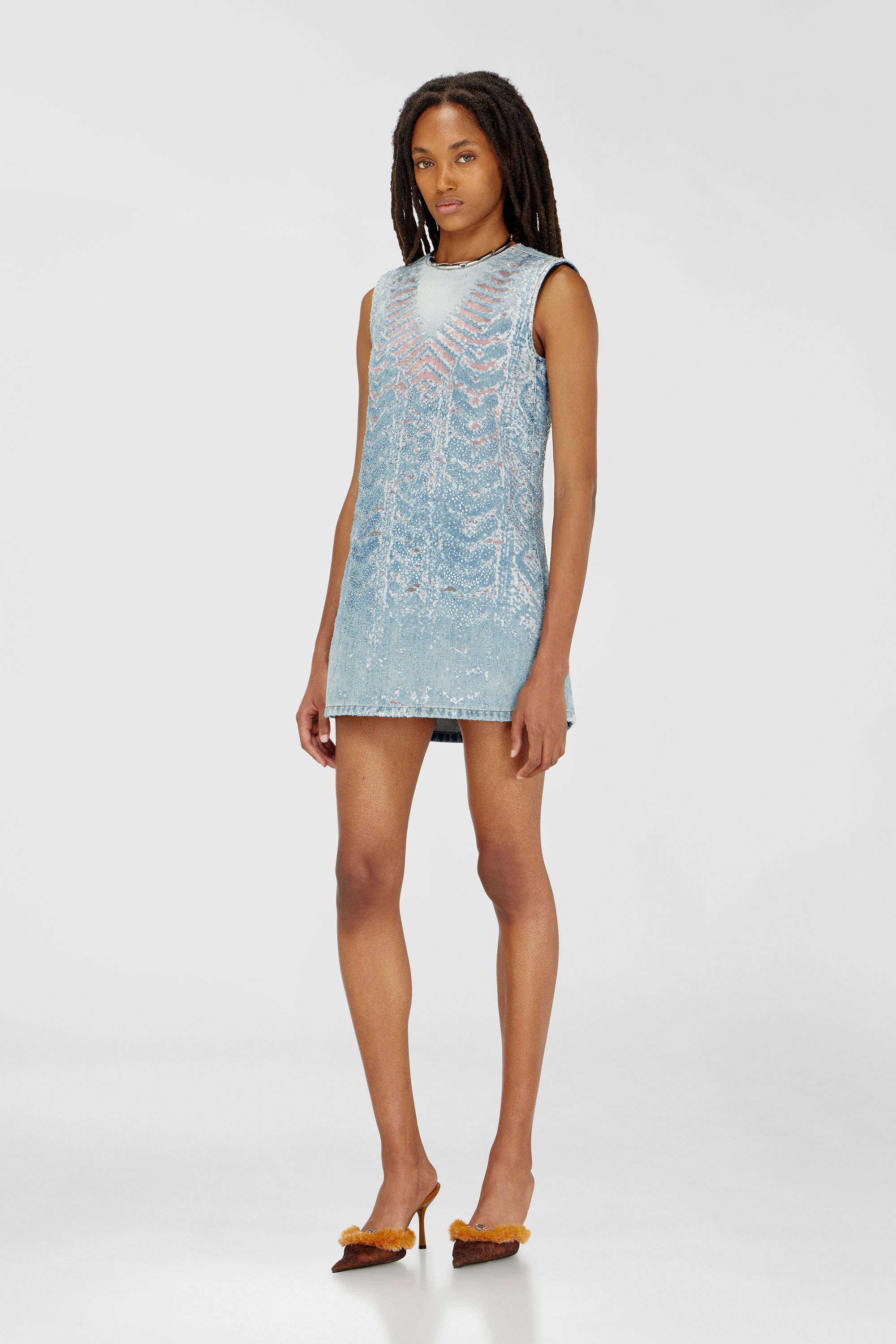 Diesel - DE-MYRELA-S, Robe courte en denim microstone devor&eacute; Femme in Bleu - 1