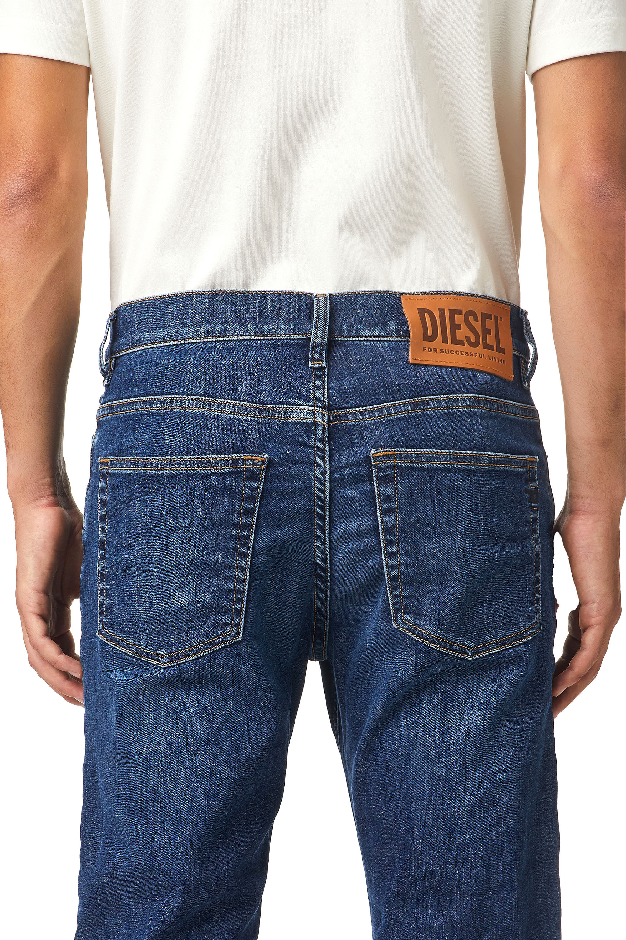 Diesel - 2005 D-FINING 09B06 Tapered Jeans, Blu Scuro - Image 4