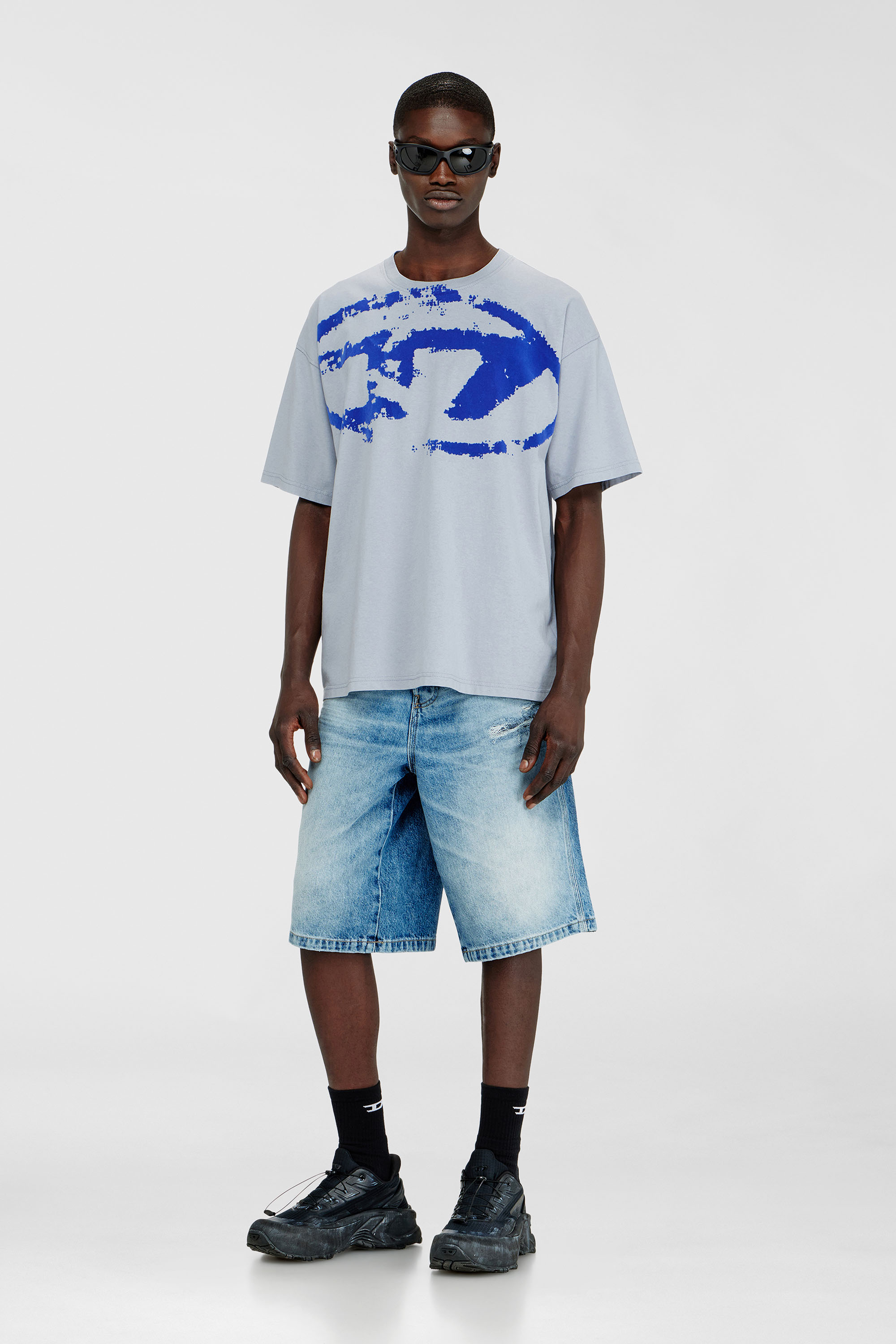 Diesel - T-BOXT-N14, T-shirt con stampa distressed floccata Uomo in Blu - 2