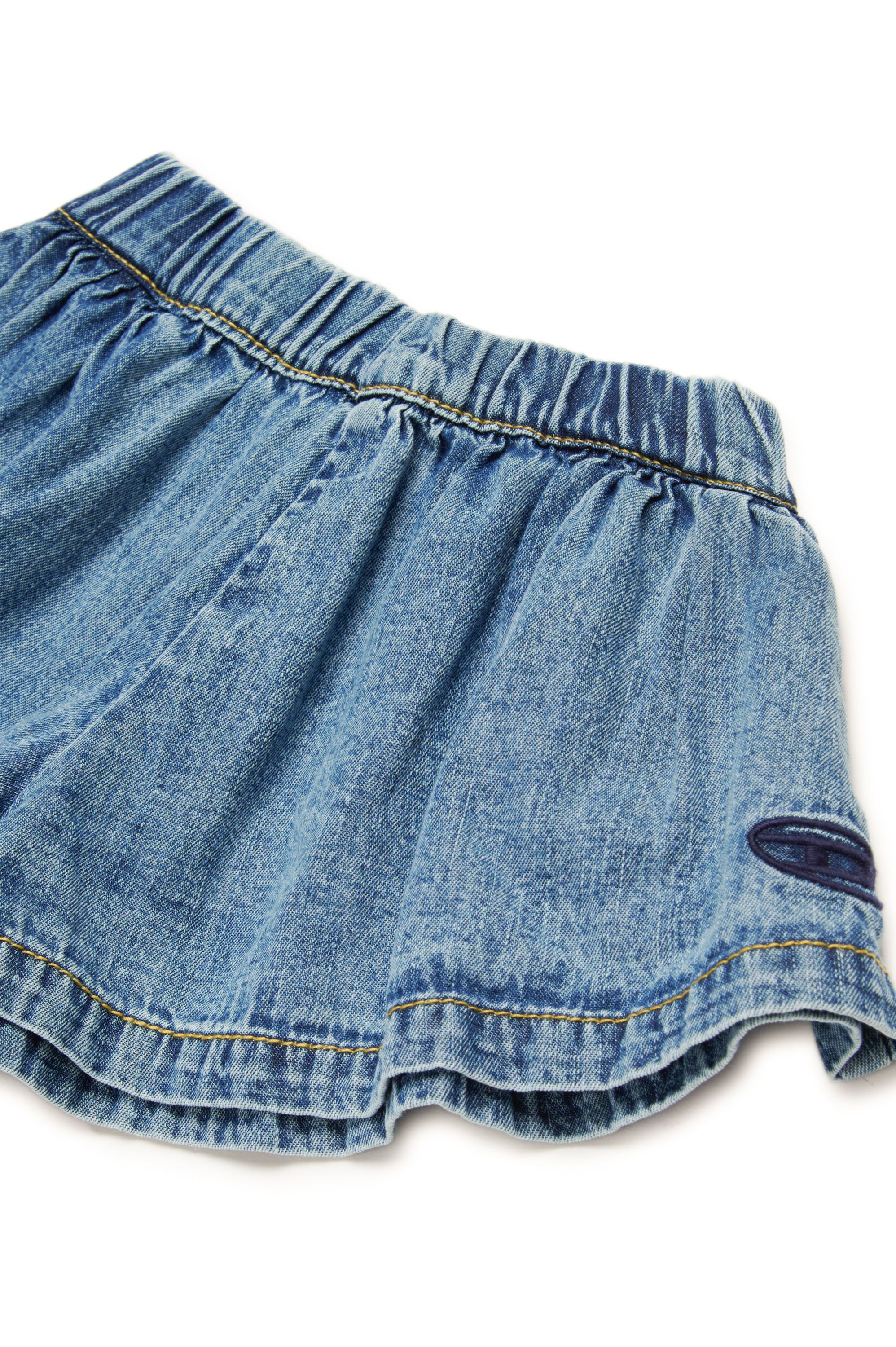 Diesel - PIXIB, Short en denim avec broderie Oval D Femme in Bleu - 3