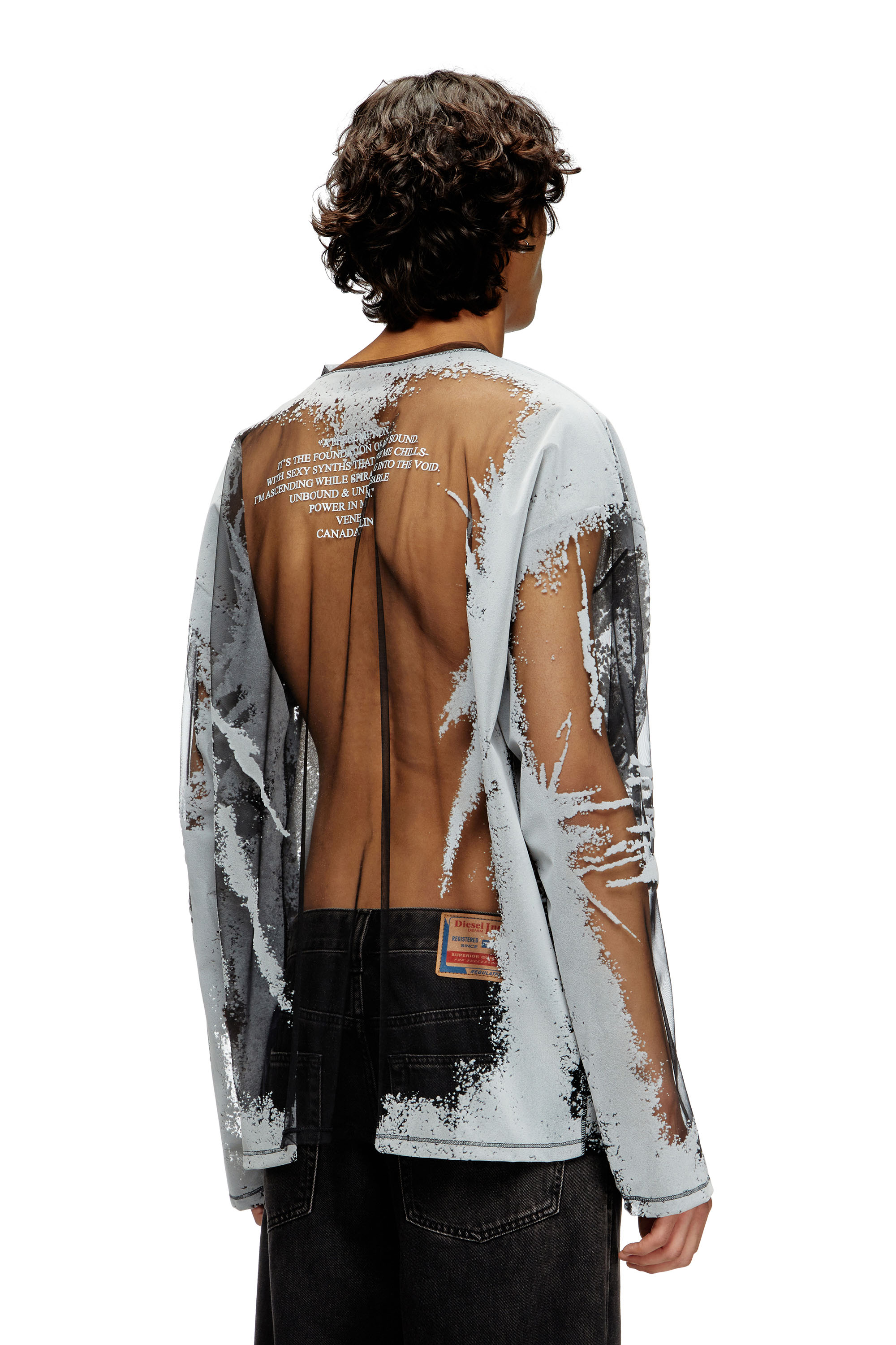 Diesel - T-HASSAN-LS-A, Unisex Langarm-T-Shirt aus Nylon mit Text-Print in Schwarz - 4