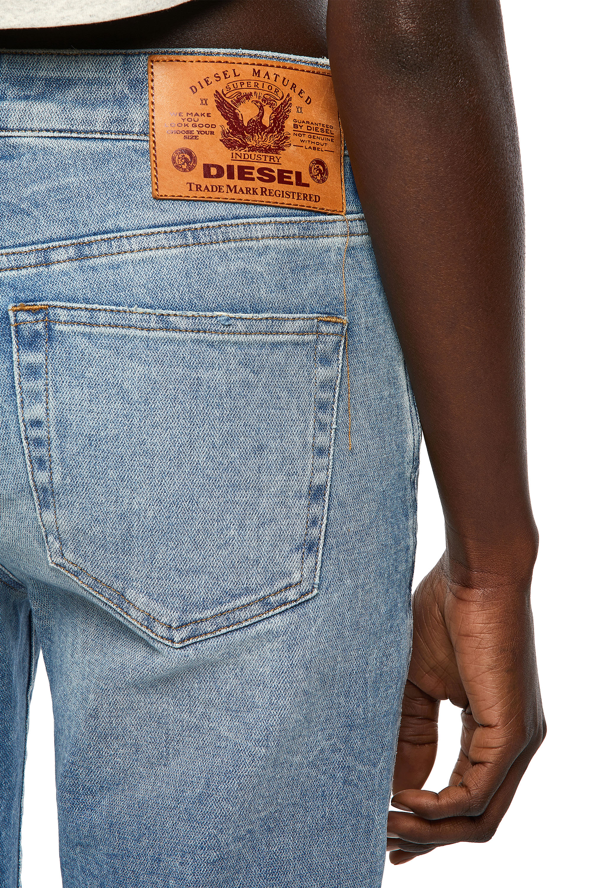 Diesel - D-Joy 09A07 Tapered Jeans, Blu Chiaro - Image 4