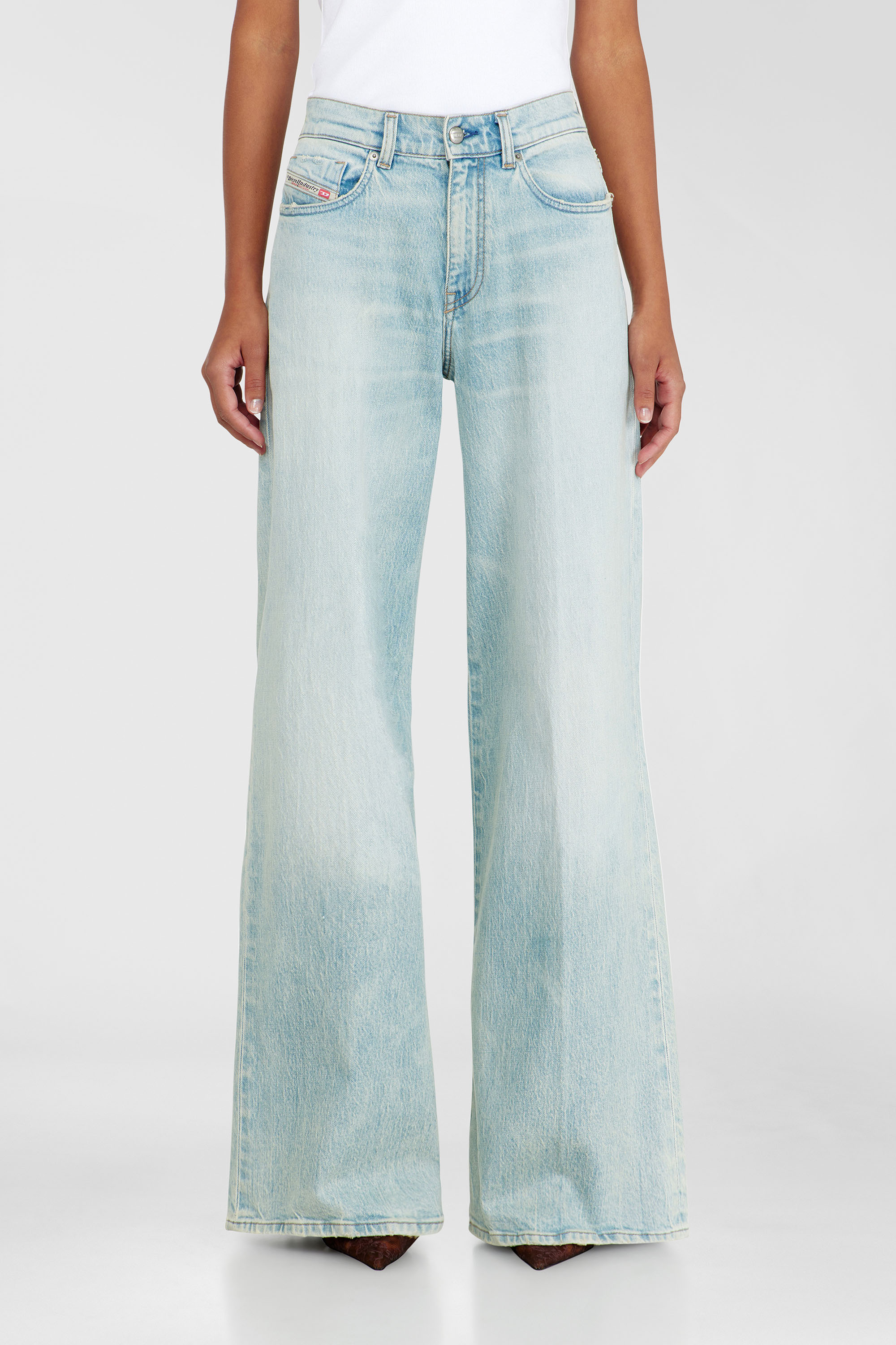 Diesel - Flare Jeans 1978 D-Akemi 0KBBX Donna, Blu Chiaro - Image 1