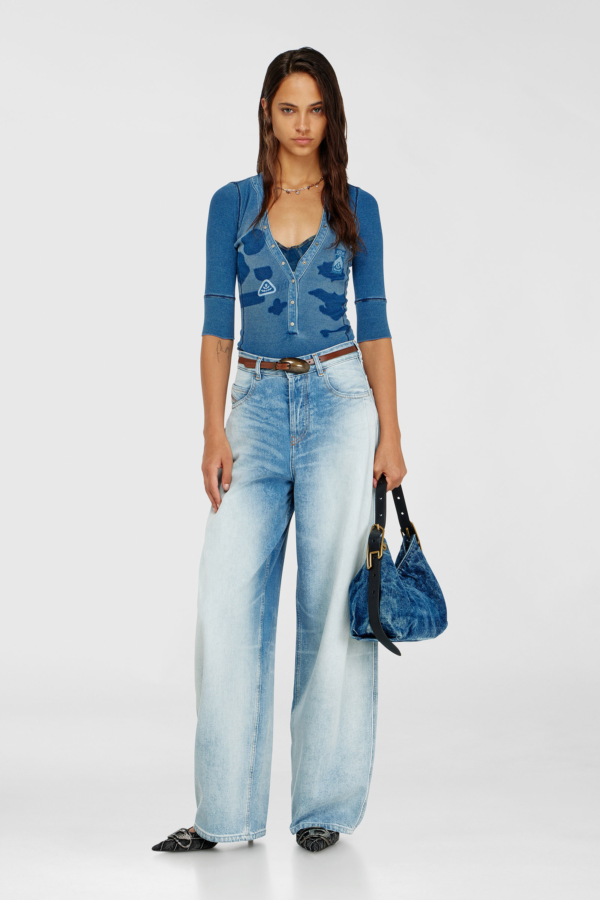 Diesel - T-EREME, Damen Henley-Top mit Shadow-Patch-Effekten in Mittelblau - 2