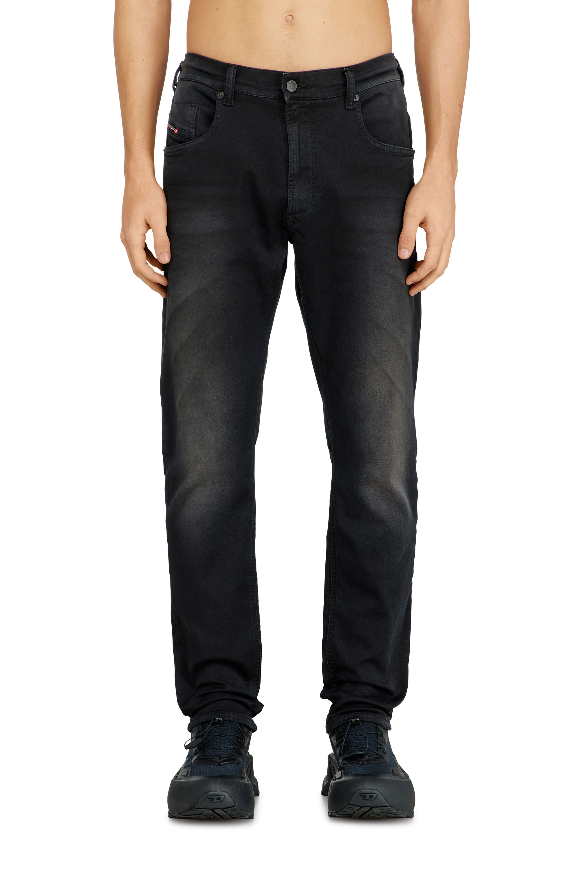 Diesel - Regular 2032 D-Krooley-BW Joggjeans&reg; 0670M Uomo, Nero - Image 1