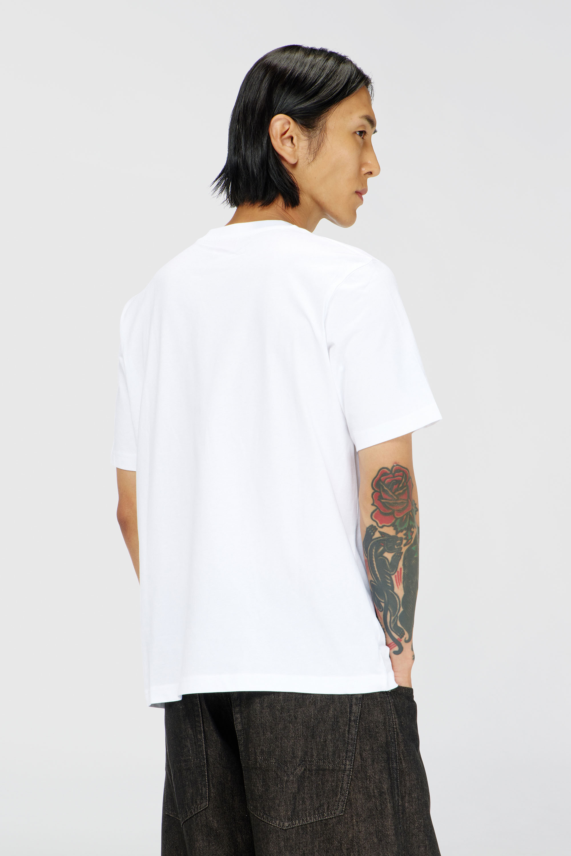 Diesel - T-JUST-OVA-T92, T-shirt en coton avec imprim&eacute; logo Diesel ton sur ton Homme in Blanc - 4