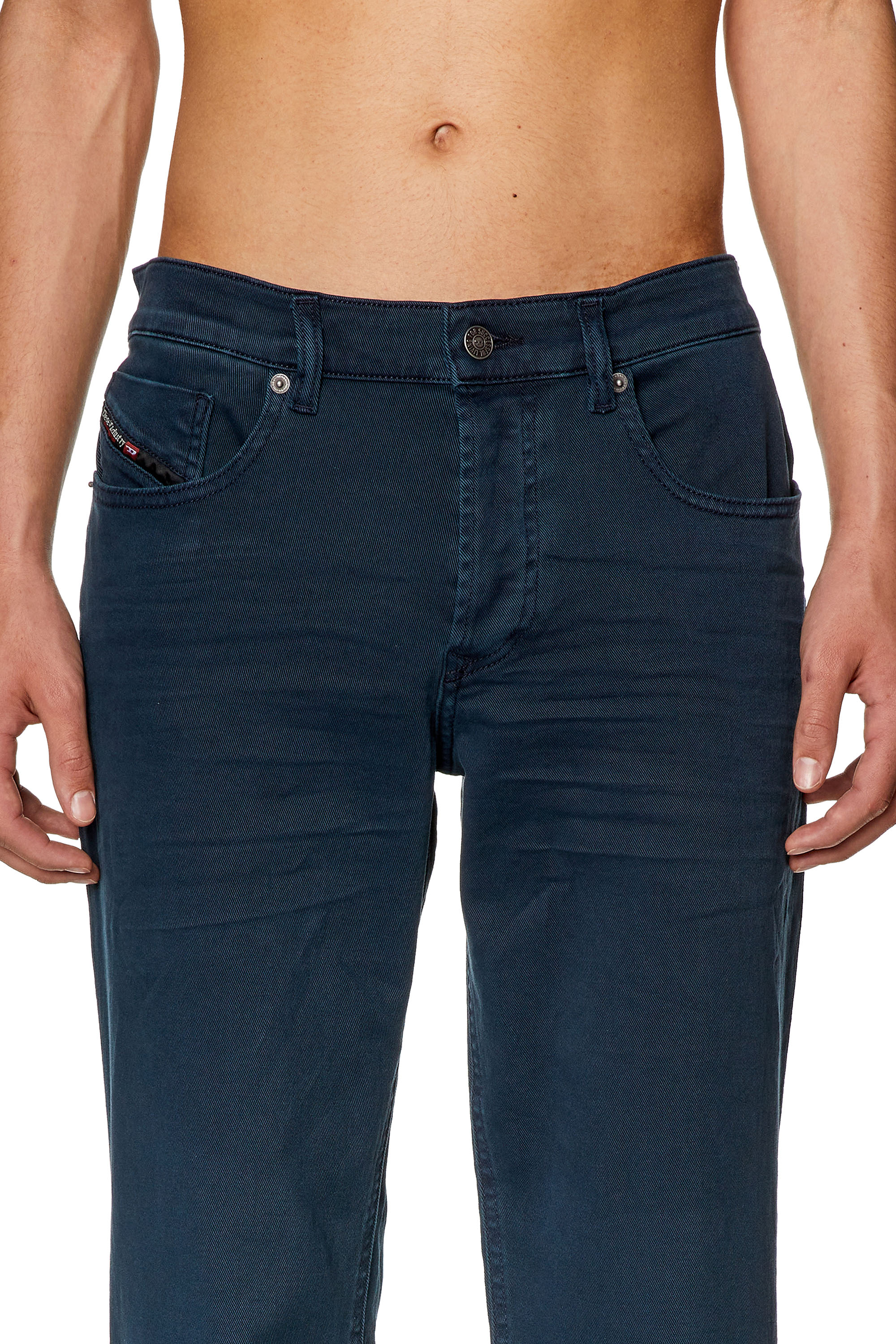 Diesel - Tapered Jeans 2023 D-Finitive 0QWTY, Blu Scuro - Image 3