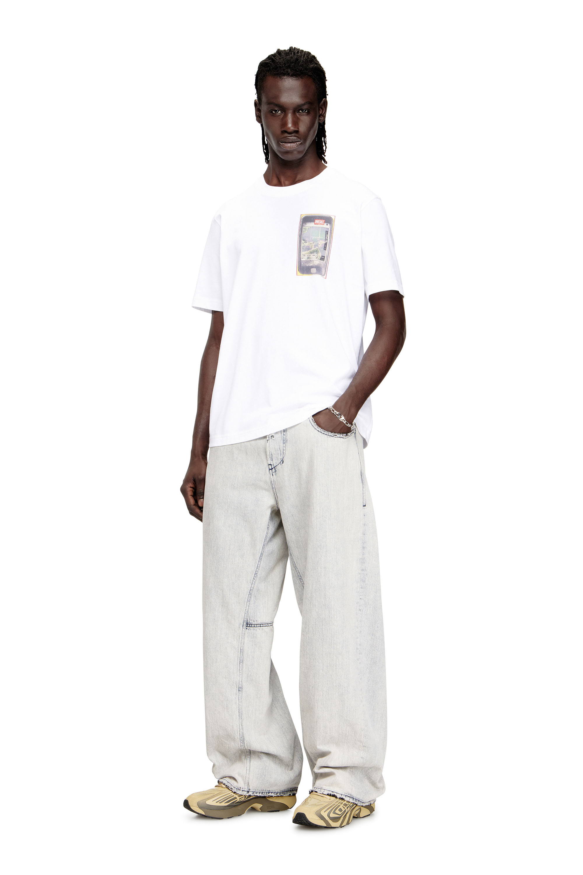 Diesel - T-ADJUST-V1, T-shirt in cotone regular con stampa digitale Uomo in ToBeDefined - 1