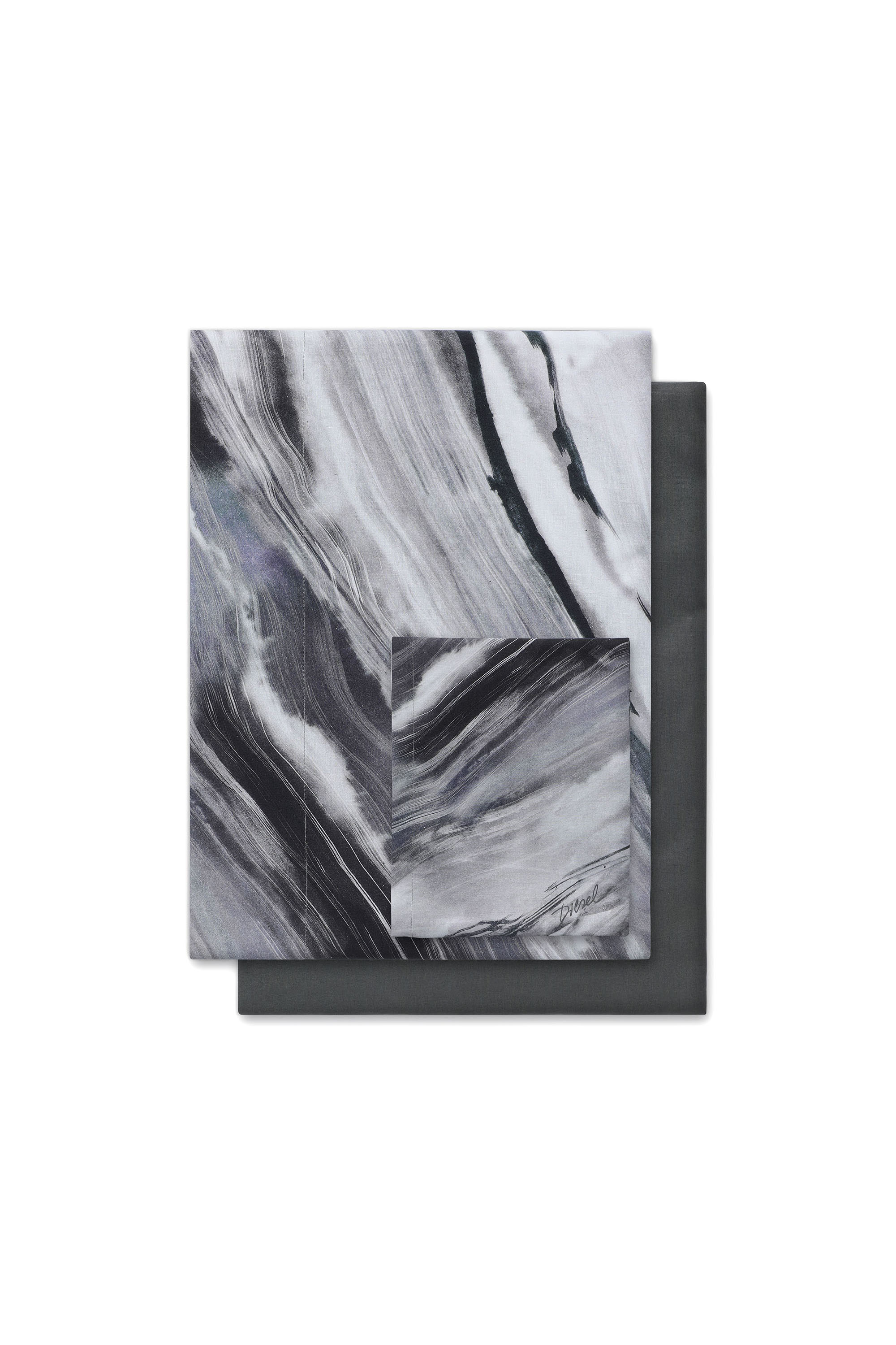 2003986 CLET WATER ROCK 250X290 PR005