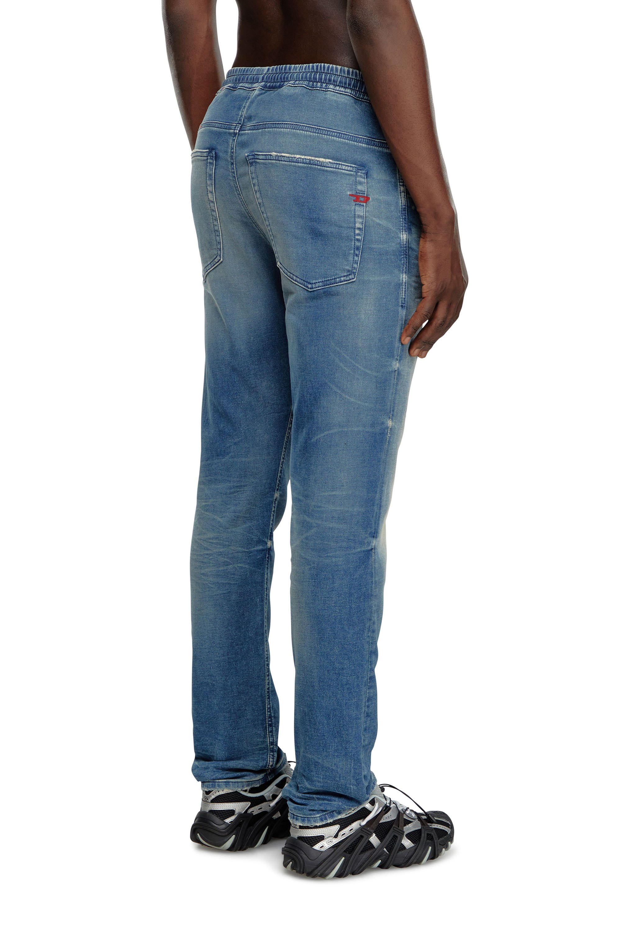 Diesel - Regular 2030 D-Krooley Joggjeans® 068MG Uomo, Blu medio - Image 2