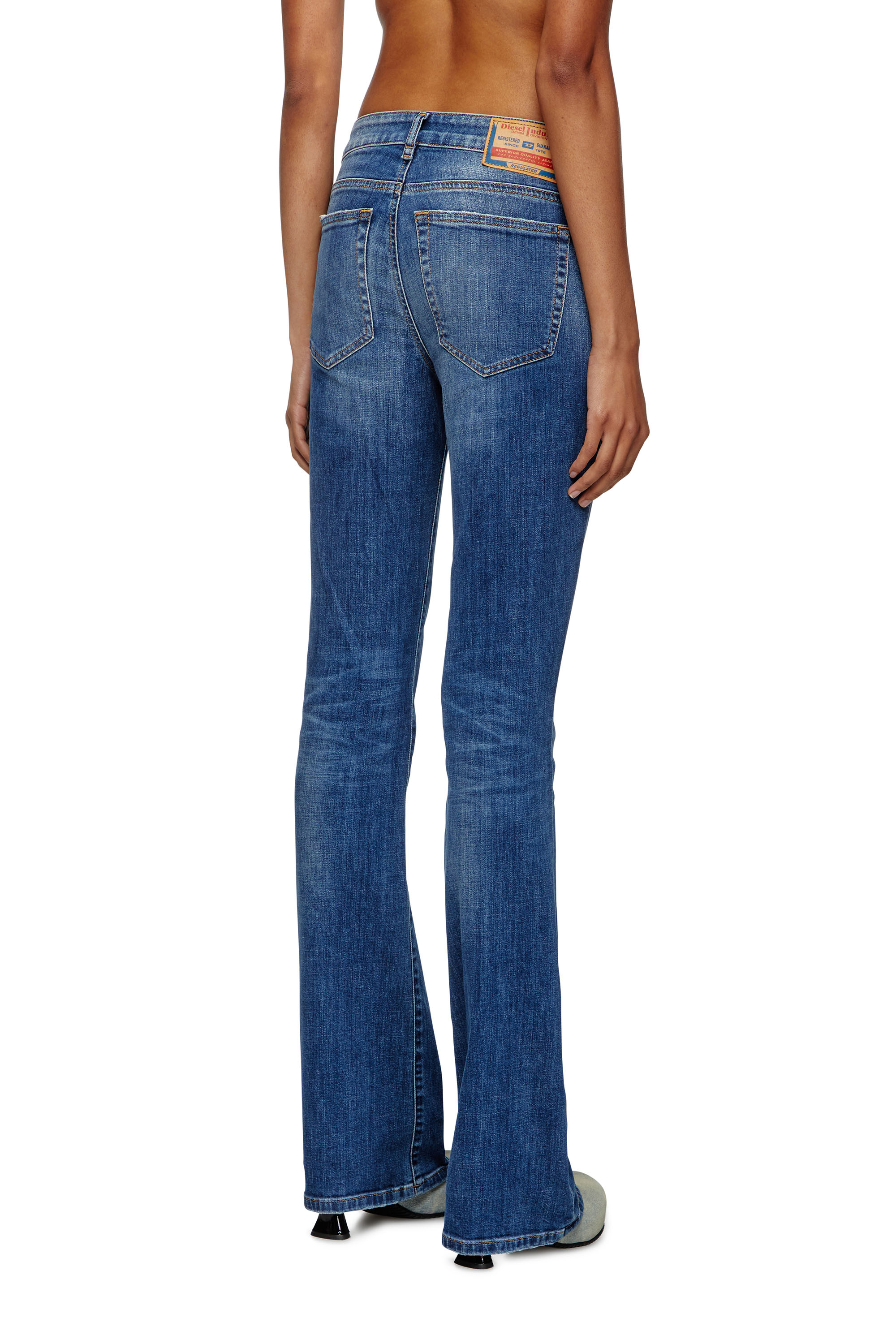 Diesel - Bootcut Jeans 1969 D-Ebbey 09J33 Donna, Blu medio - Image 3