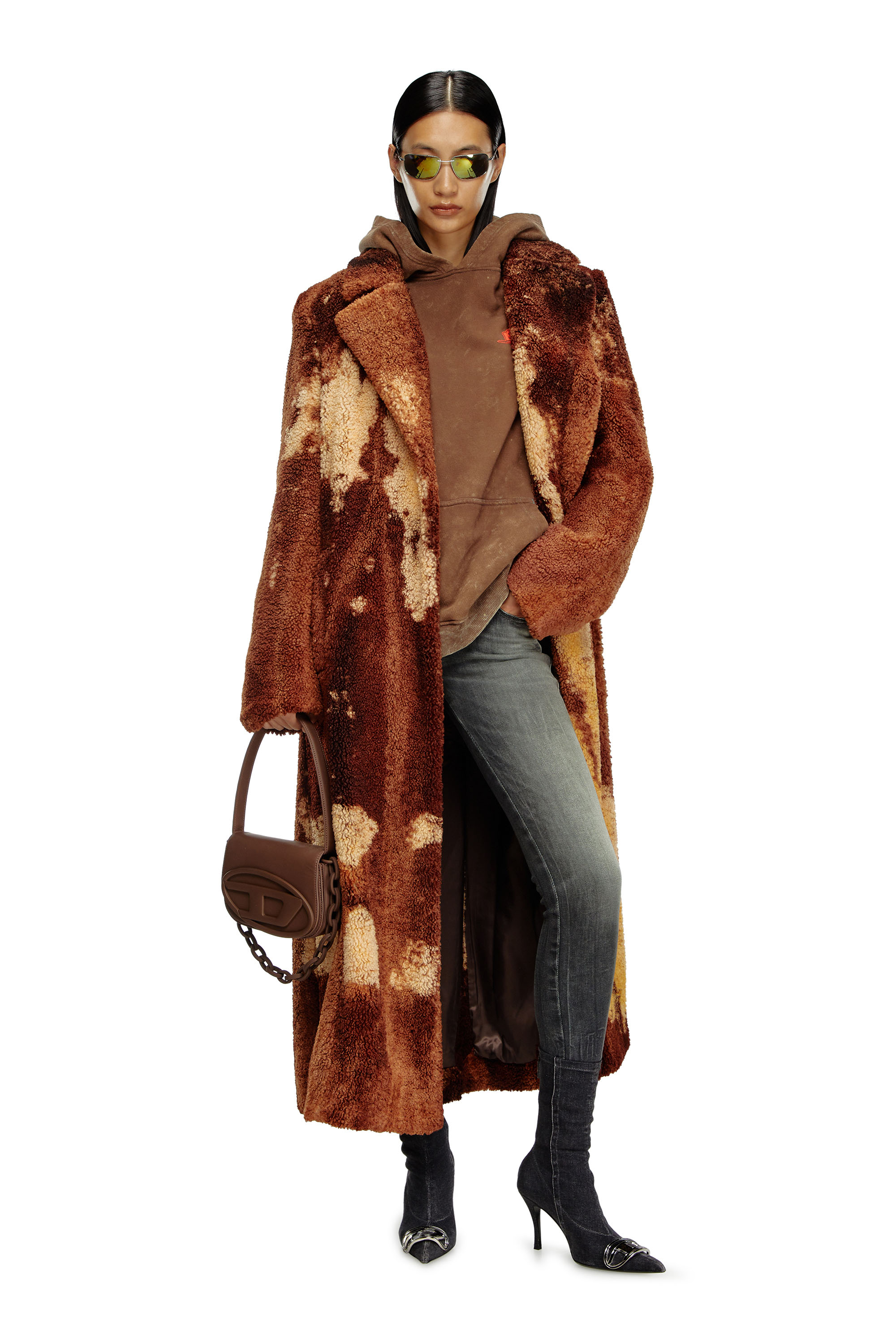 Diesel - W-ILLOW, Cappotto lungo in teddy trattato Donna in Marrone - 2