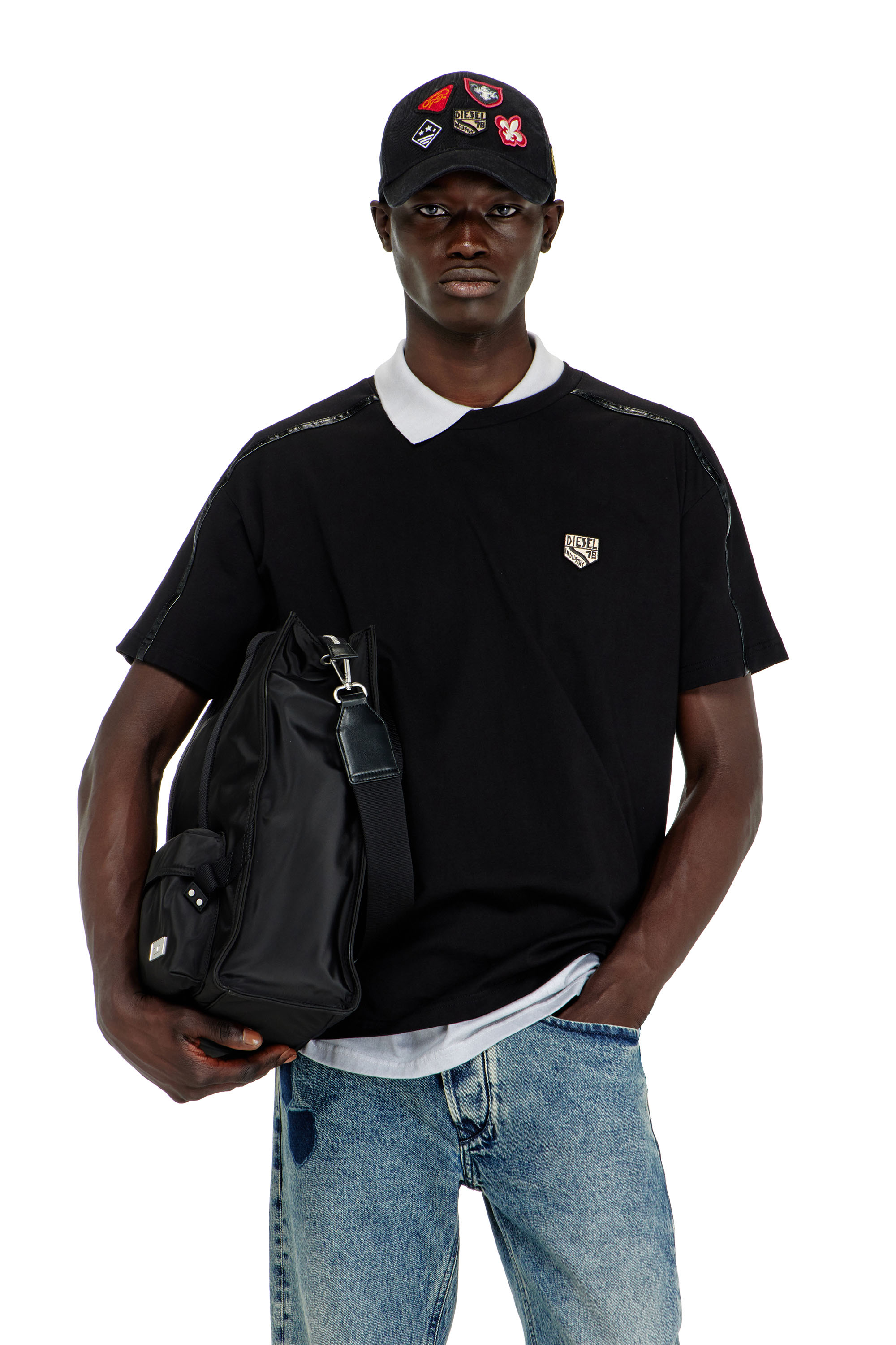 Diesel - T-NORM-FL, T-shirt con profili a contrasto e patch logo Uomo in Nero - 1