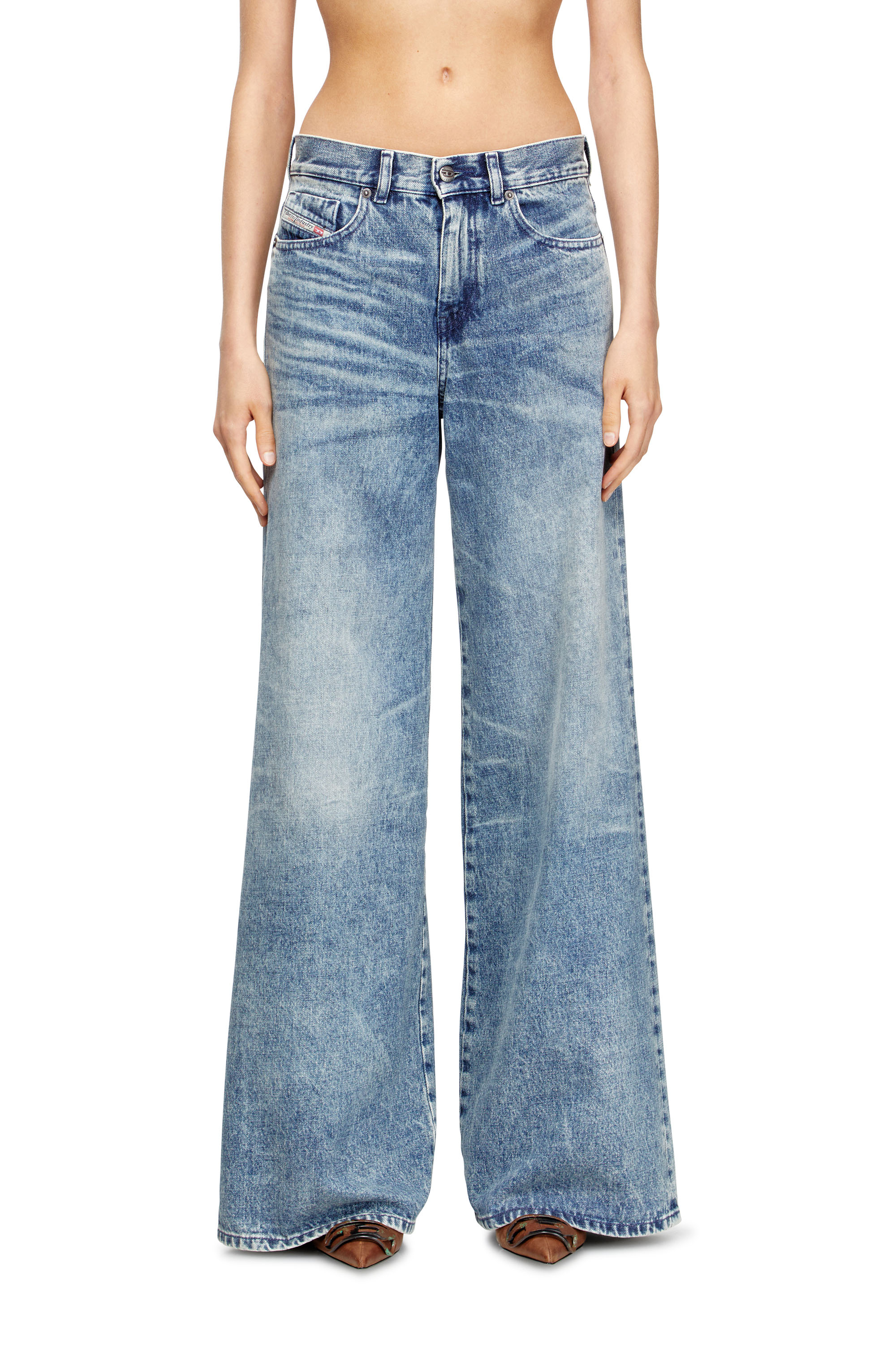 Diesel - Flare Jeans 1978 D-Akemi 007DA Donna, Blu Chiaro - Image 3