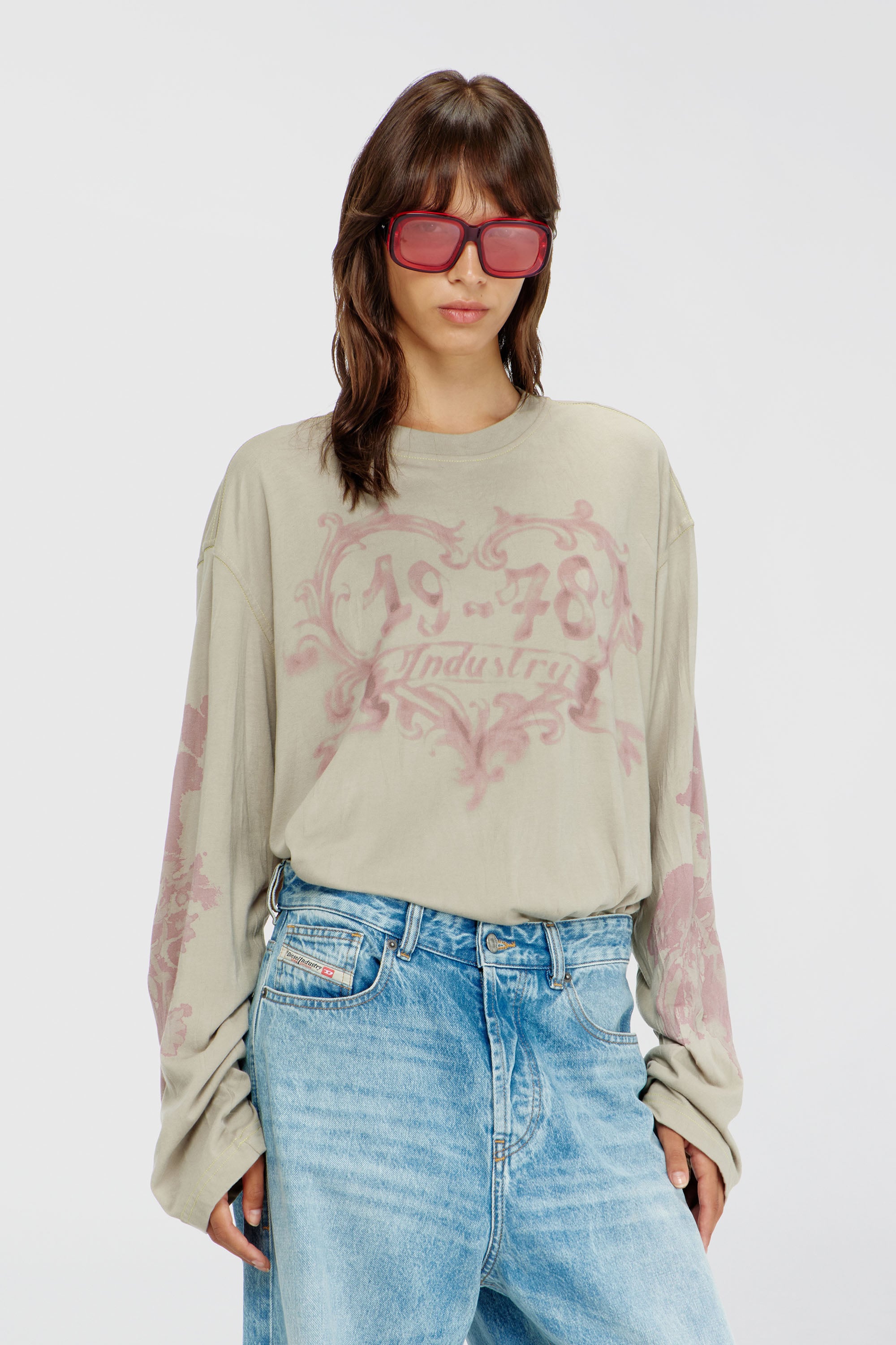 Diesel - T-HILARY-LS-AA1, T-shirt a manica lunga in cotone con stampa grafica Donna in Multicolor - 1