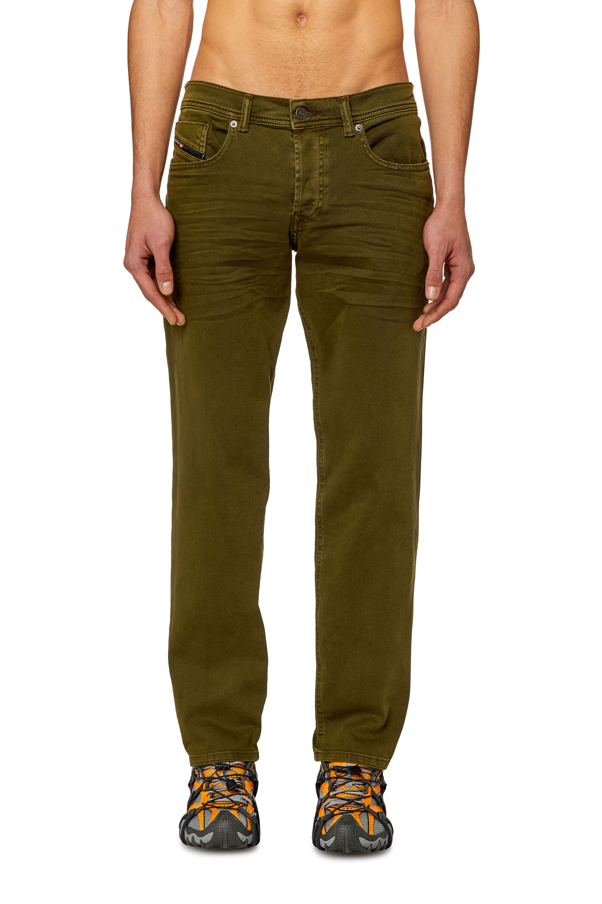 Diesel - Tapered Jeans 2023 D-Finitive 0QWTY, Verde Militare - Image 1