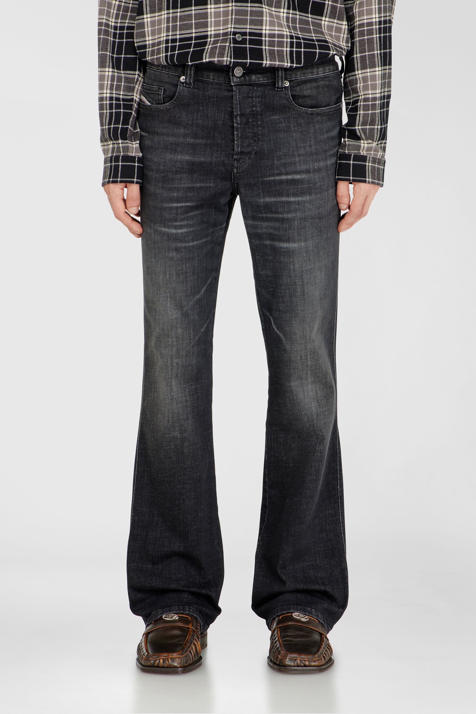 Diesel - Bootcut Jeans 1998 D-Buck 09H34 Uomo, Nero/Grigio scuro - Image 1
