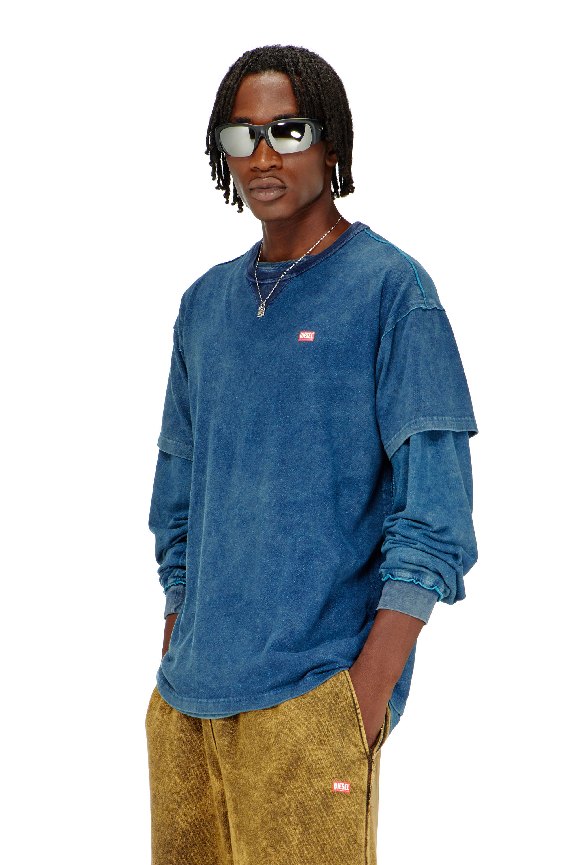 Diesel - T-NORM-RAW, T-shirt acid wash avec d&eacute;tails effiloch&eacute;s Homme in Bleu - 1