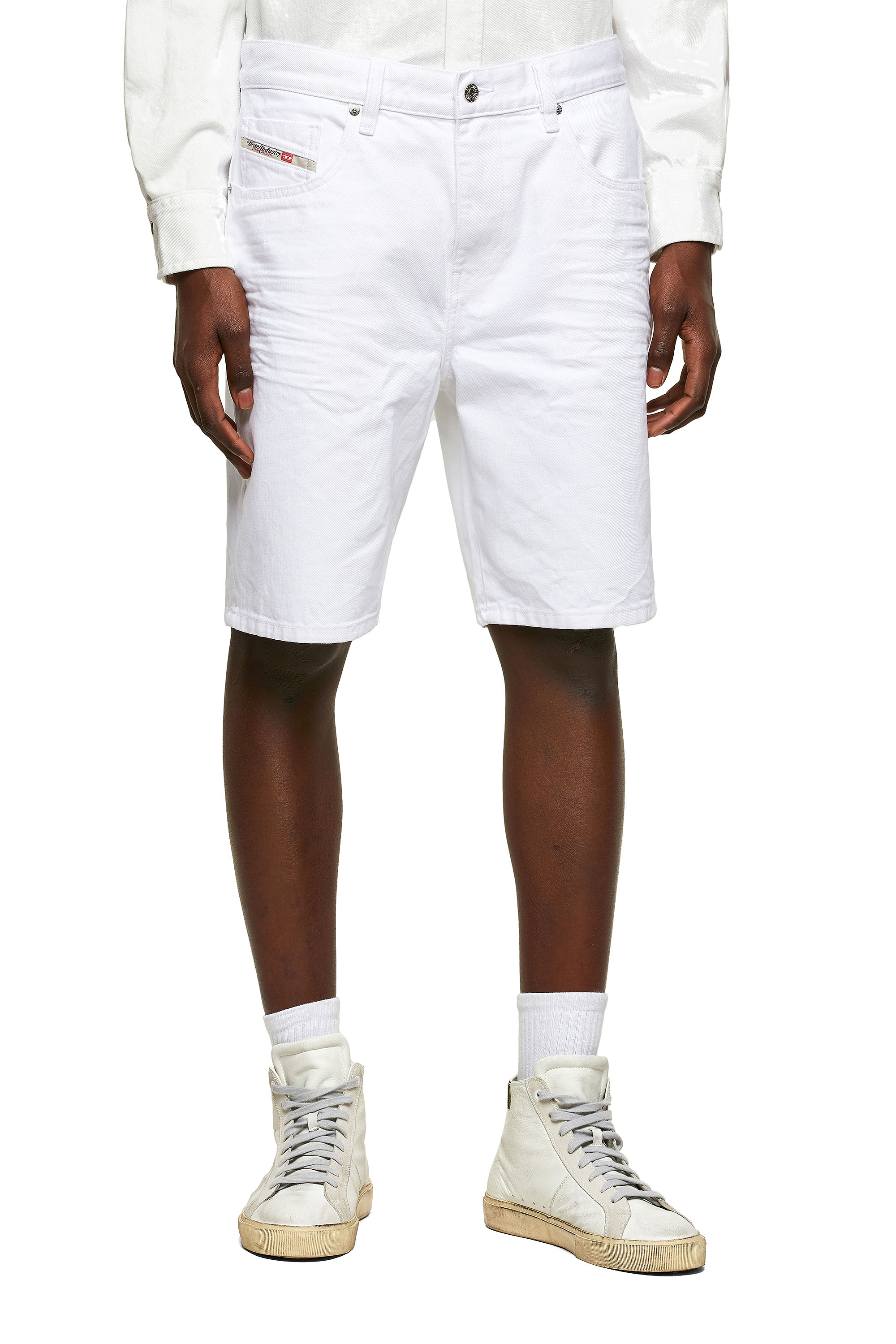 D-STRUKT-SHORT, White - Shorts