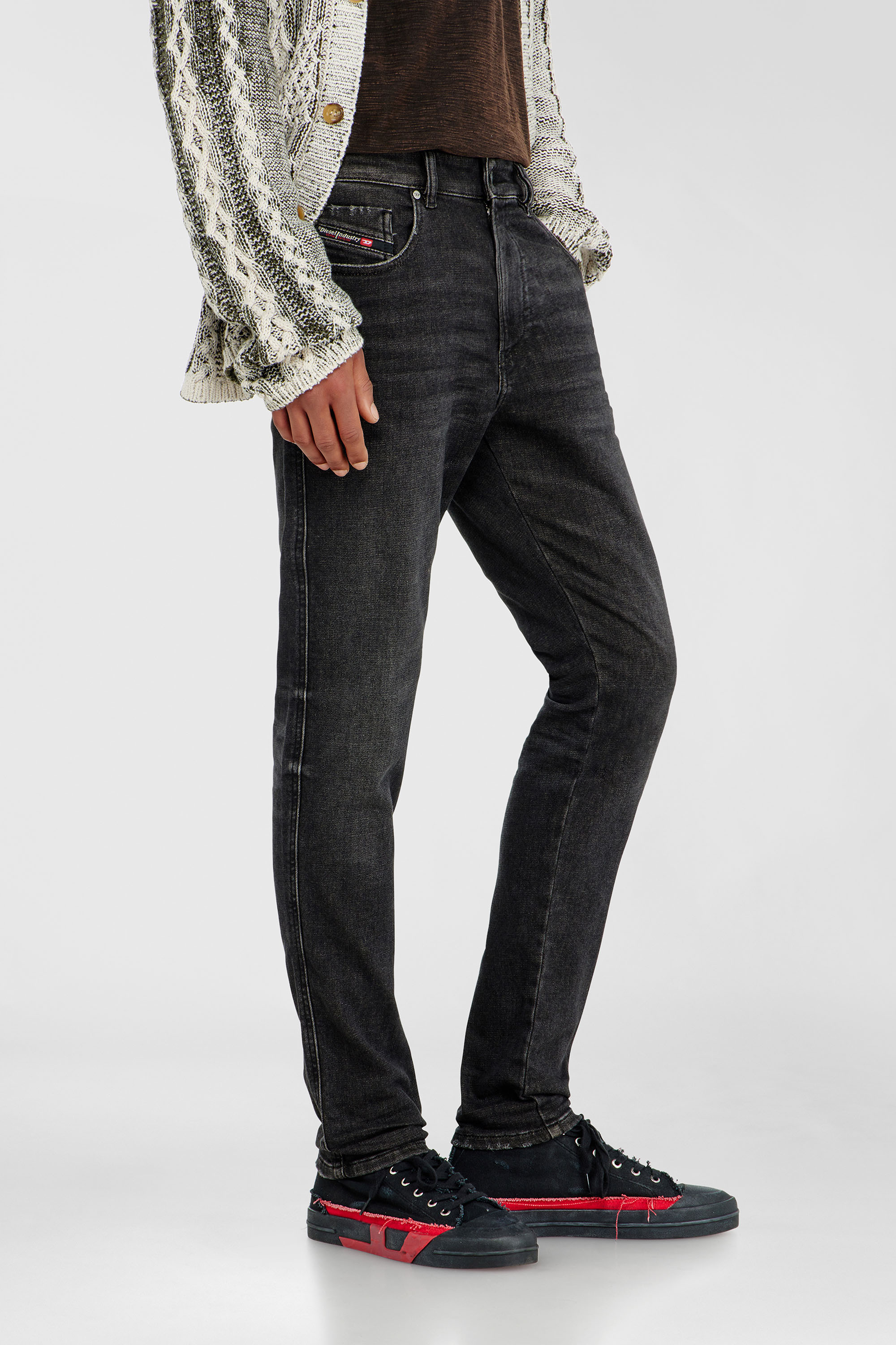 Diesel - Herren Slim 2062 D-Strukt Joggjeans&reg; 09P92, Schwarz/Dunkelgrau - 5
