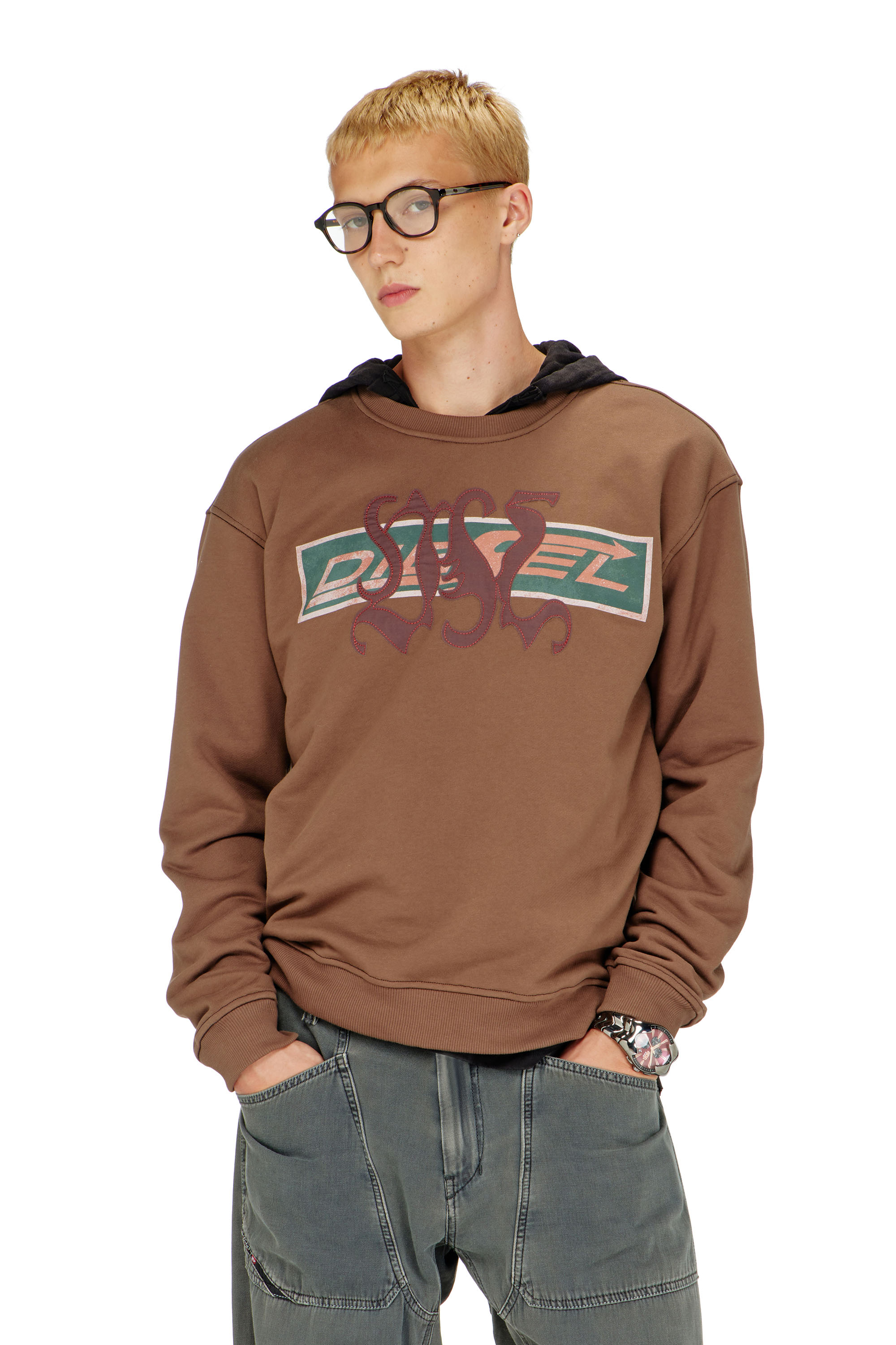 Diesel - S-NORM-AA6, Herren Sweatshirt mit grafischen Prints und patches in Braun - 2